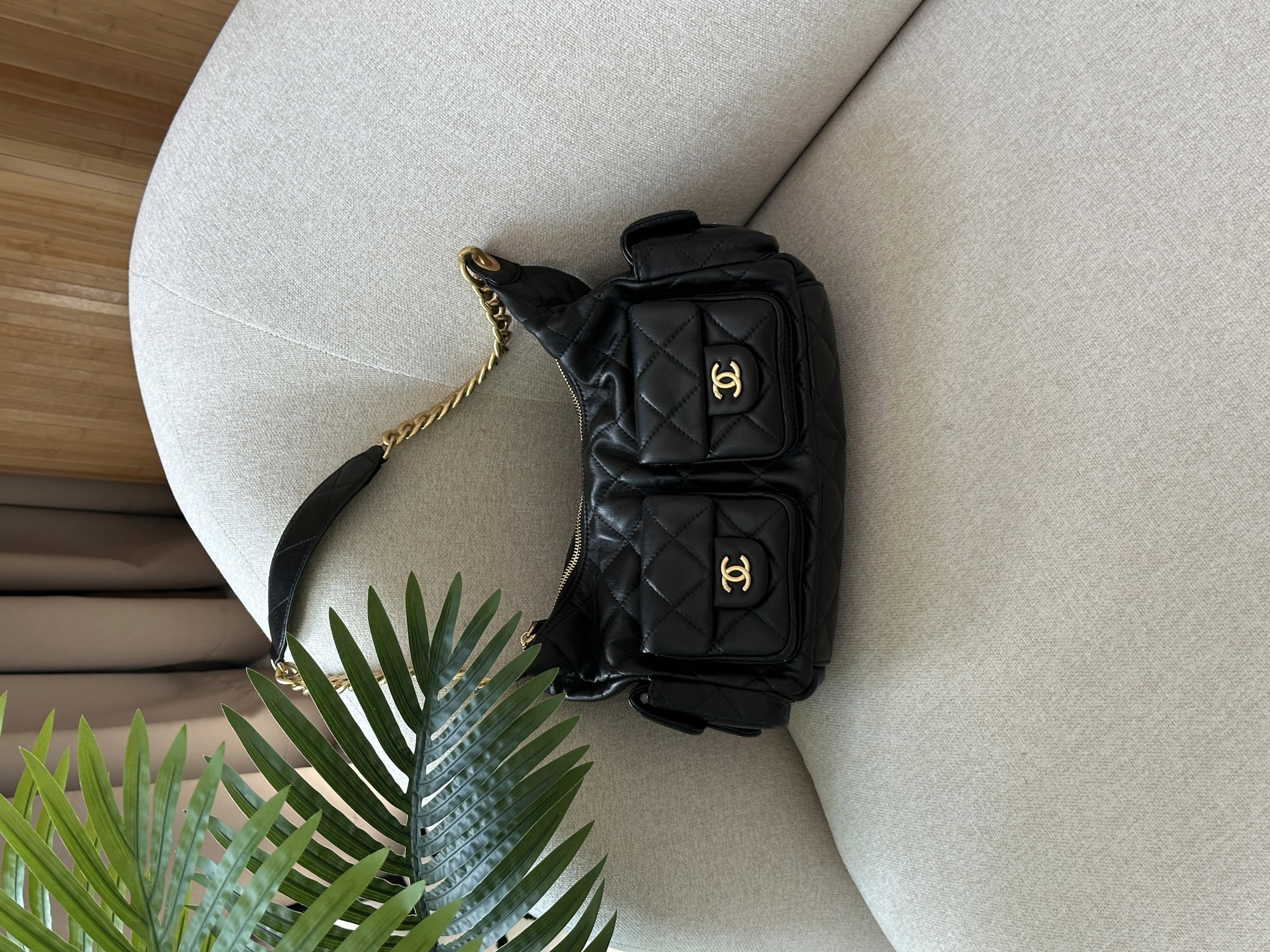 Chanel 25C Lambskin Shoulder Bag Black/Gold - 13