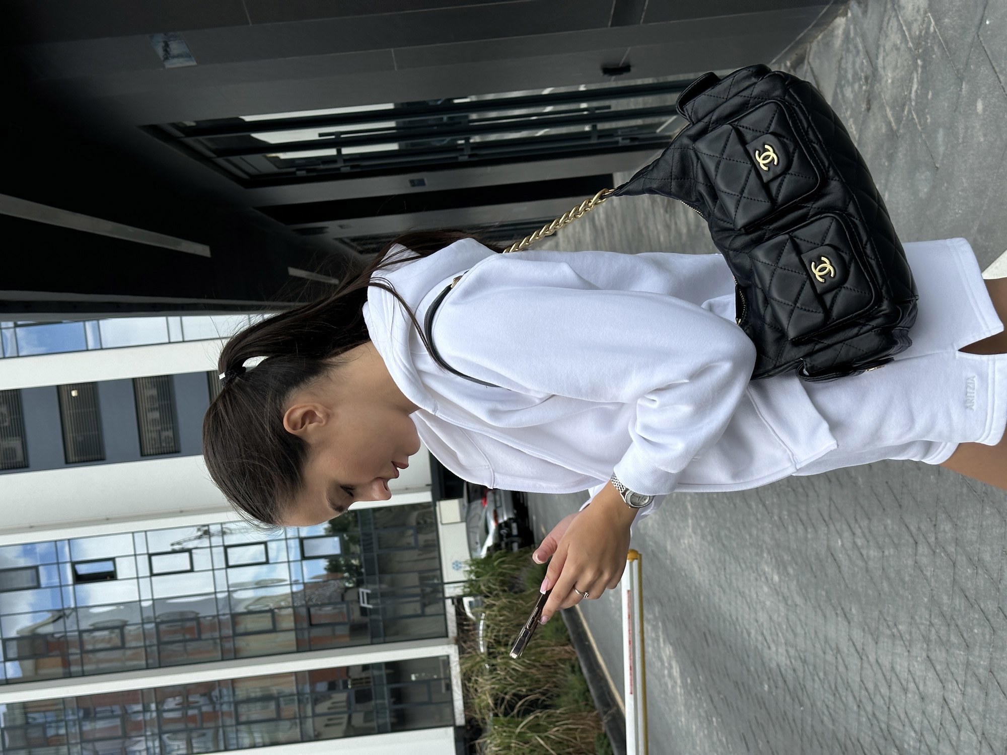 Chanel 25C Lambskin Shoulder Bag Black/Gold - 10
