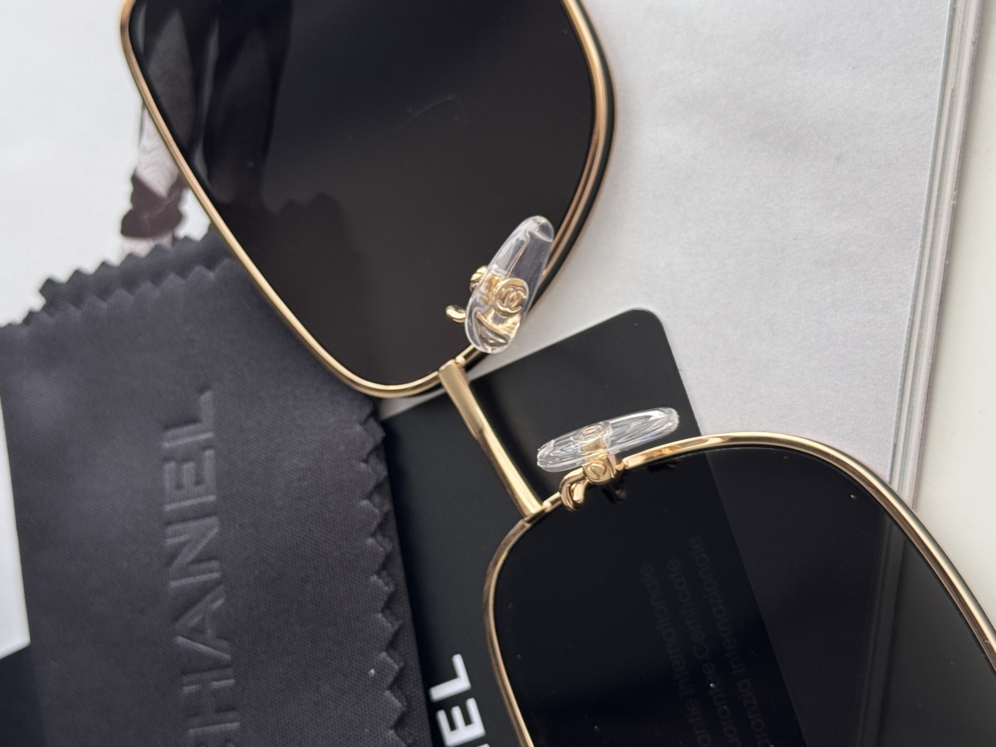 Chanel Black/Gold 2219 C.124 S - 9