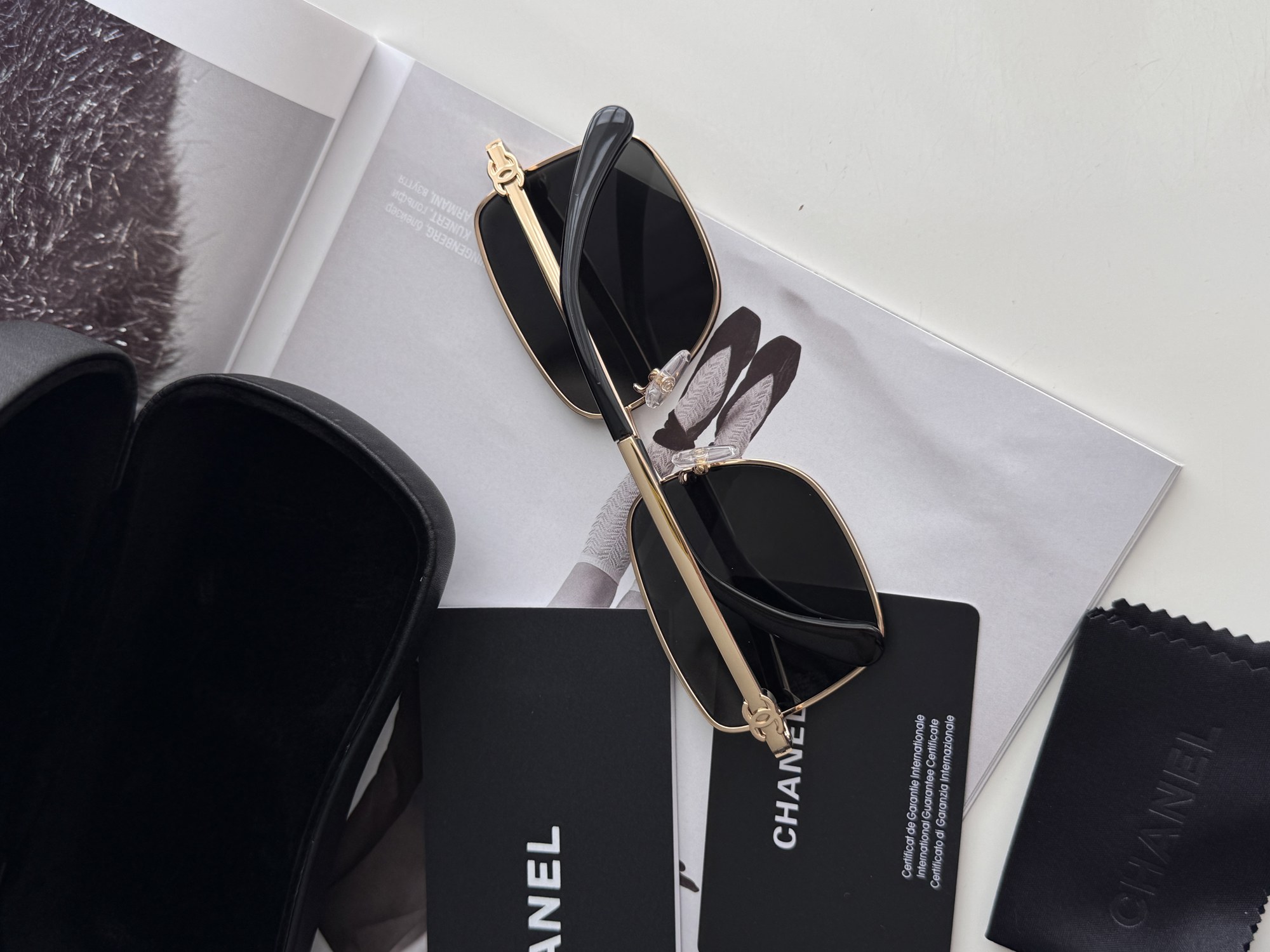 Chanel Black/Gold 2219 C.124 S - 7