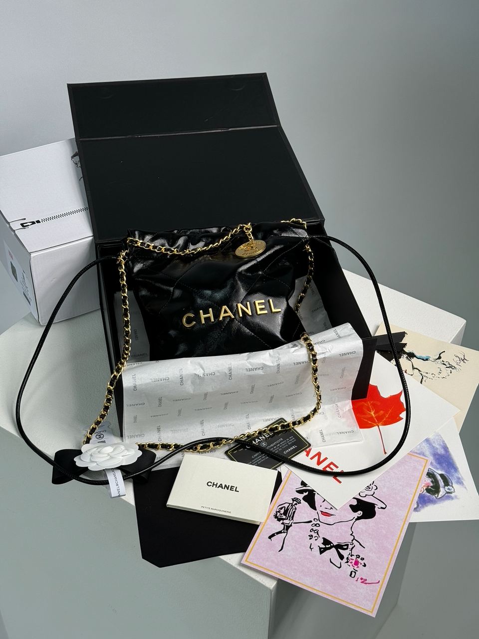 Chanel Black Quilted Calfskin Mini 22 Bag Gold Hardware - 2