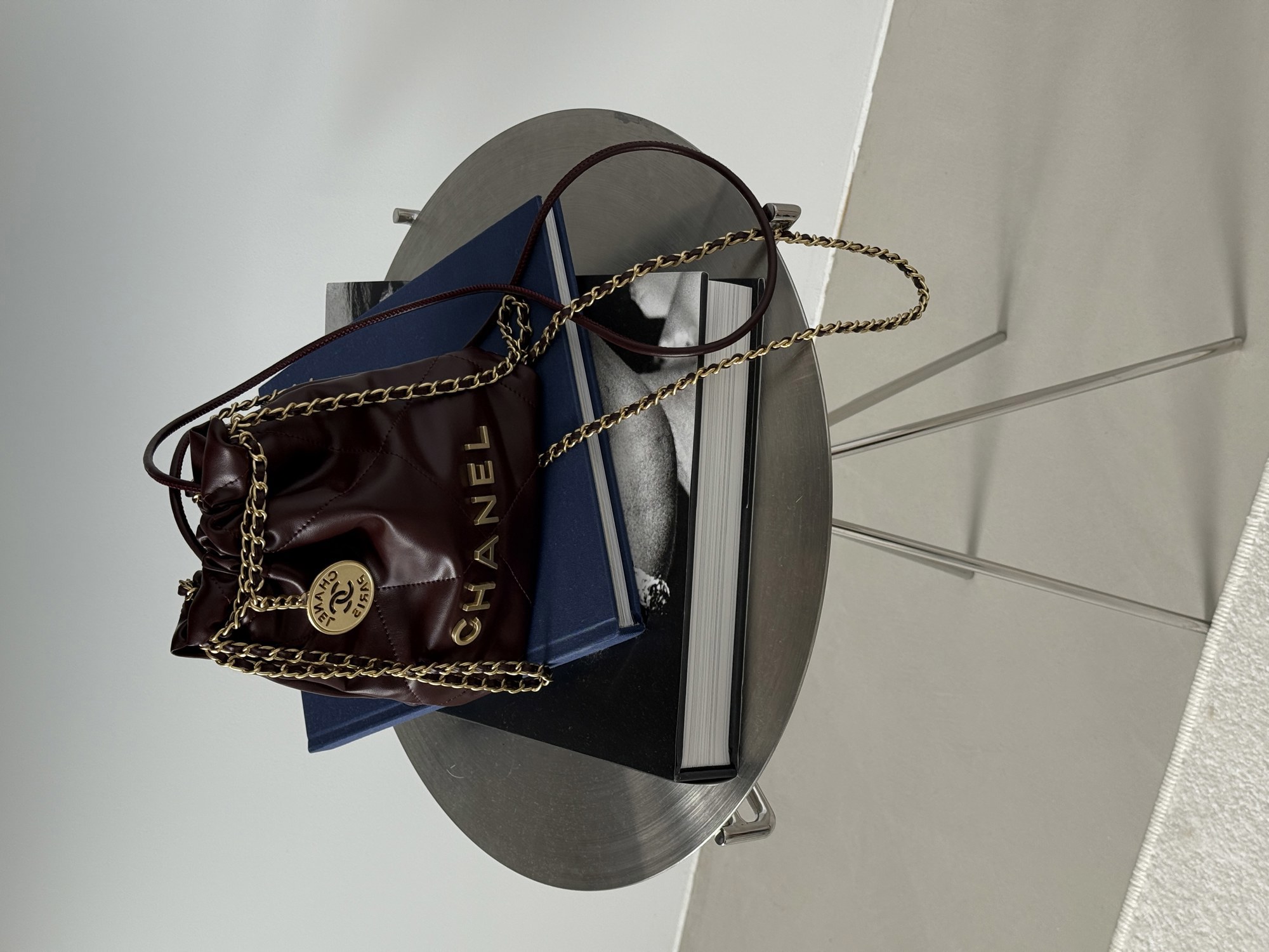 Chanel Burgundy Quilted Calfskin Mini 20 Bag Gold Hardware Магніт - 12