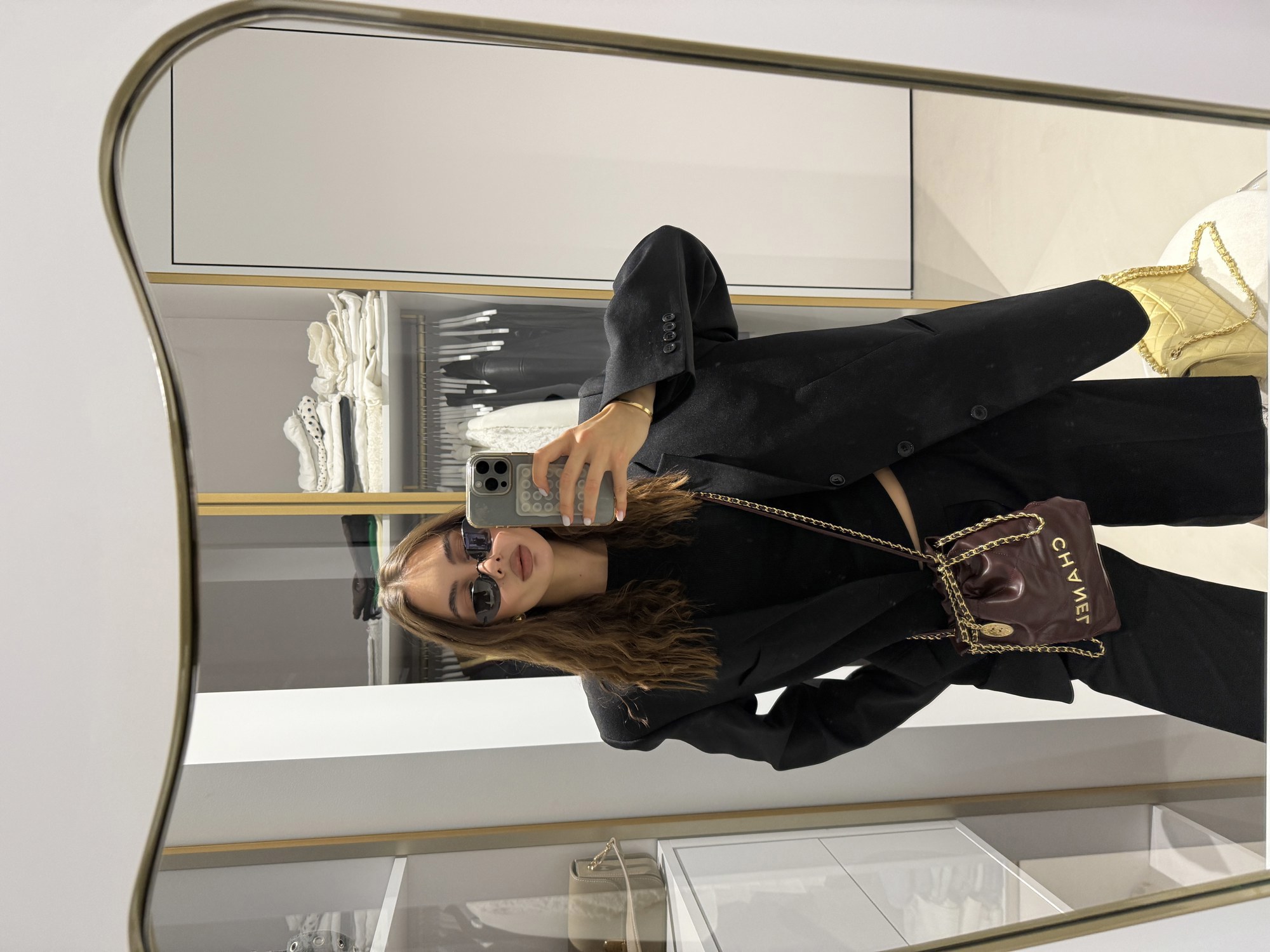 Chanel Burgundy Quilted Calfskin Mini 20 Bag Gold Hardware Магніт - 6