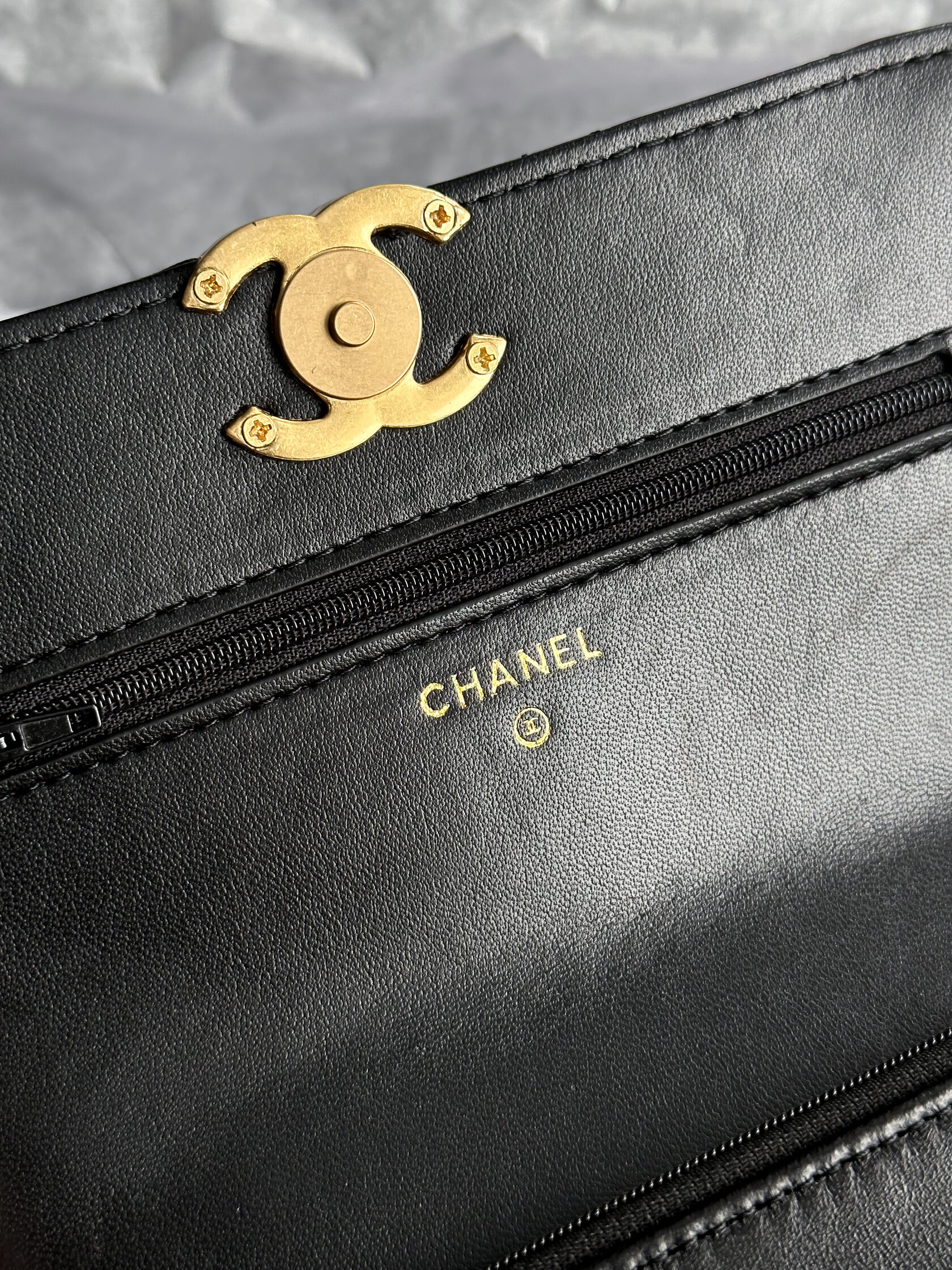 Chanel Calfskin Quilted Perfect Fit Wallet On Chain Black/Gold - 6