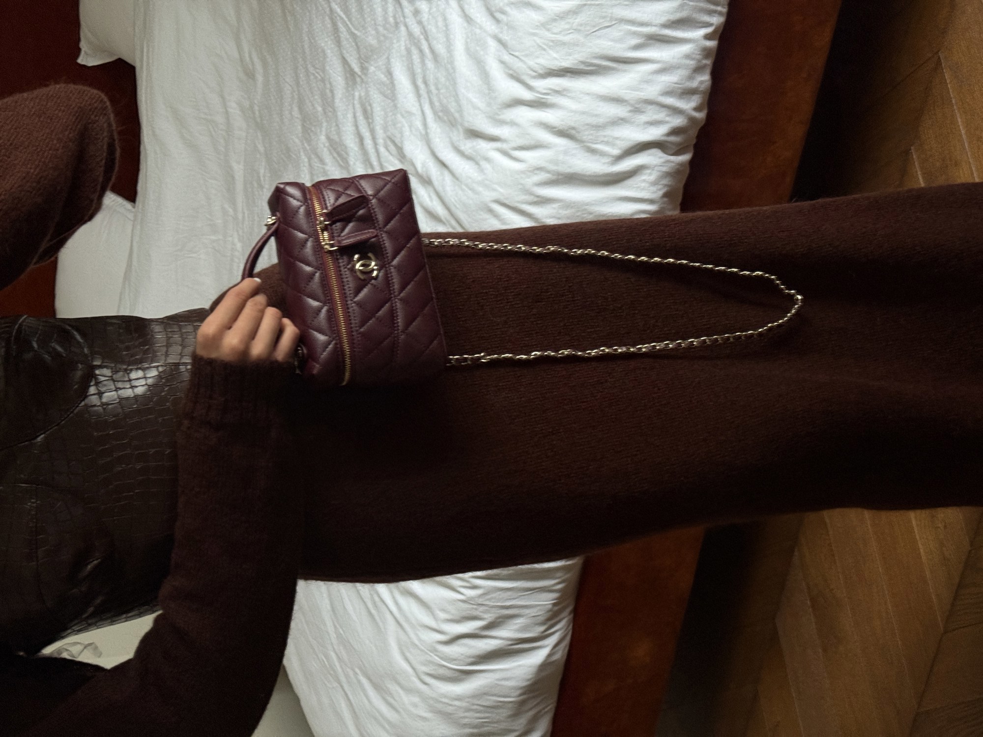 Chanel Caviar Quilted CC Top Handle Long Vanity Burgundy - 3