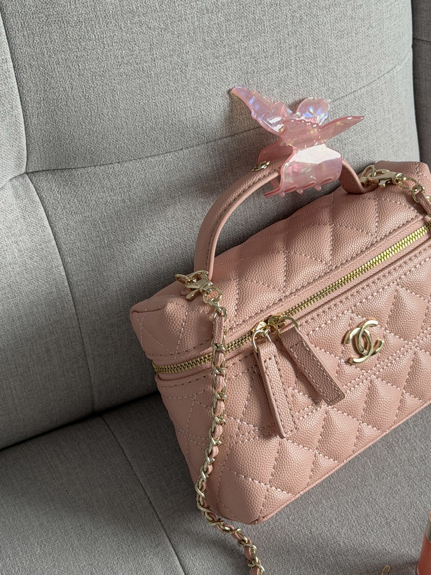 Chanel Caviar Quilted CC Top Handle Long Vanity Pink - 9
