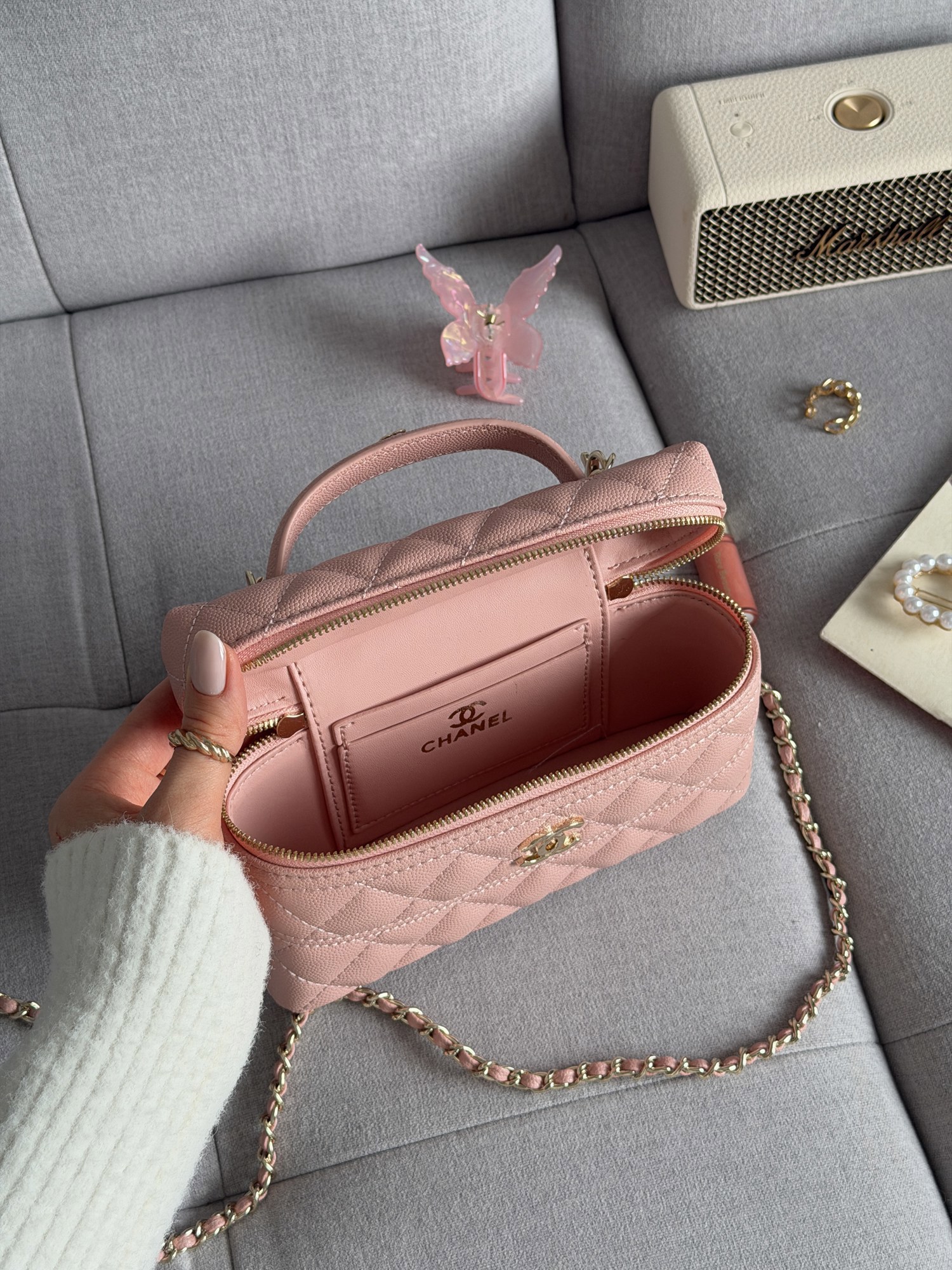 Chanel Caviar Quilted CC Top Handle Long Vanity Pink - 11