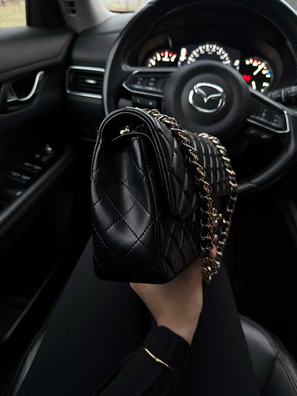 Chanel Classic 2.55 Medium Double Flap in Black - 4