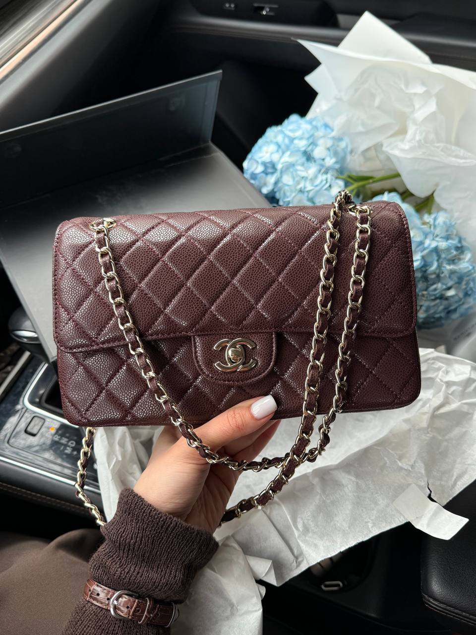 Chanel Classic 2.55 Medium Double Flap in Burgundy/Gold - 3