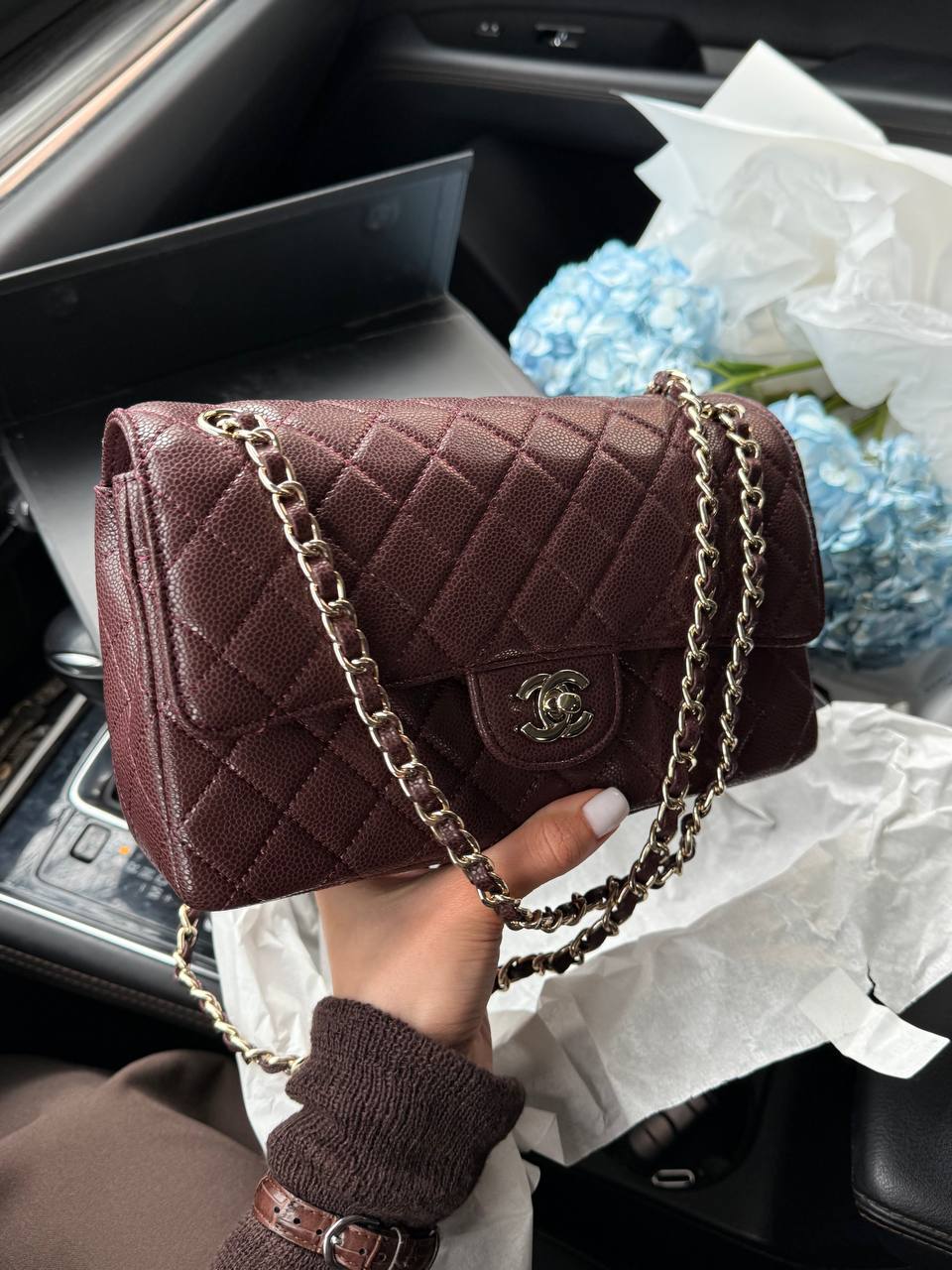 Chanel Classic 2.55 Medium Double Flap in Burgundy/Gold - 6