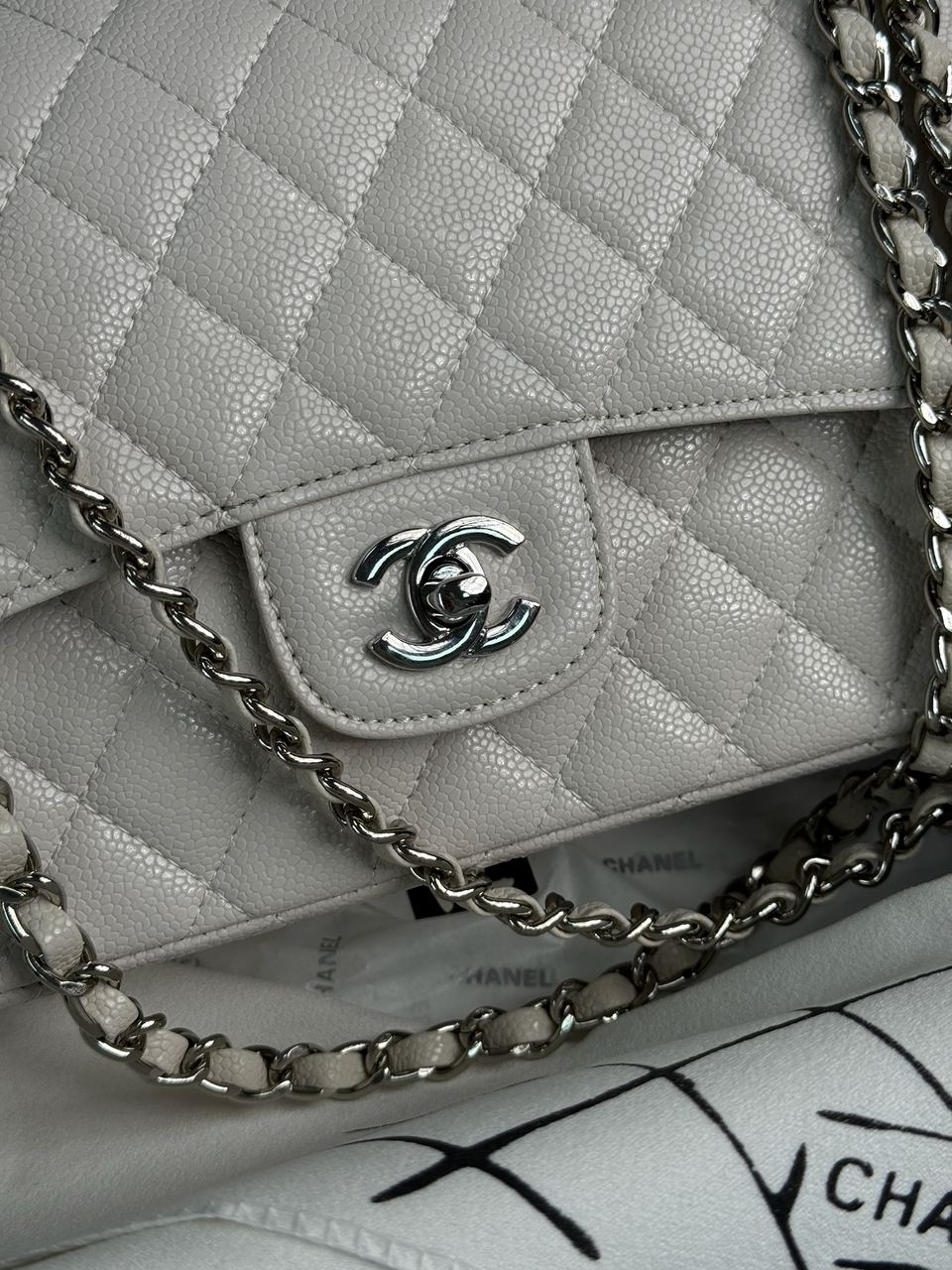 Chanel Classic 2.55 Medium Double Flap in White/Silver - 5
