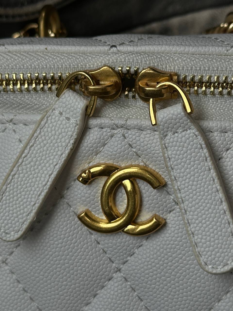 Chanel Classic Beige Lambskin Pearl Crush Mini Vanity Case - 7