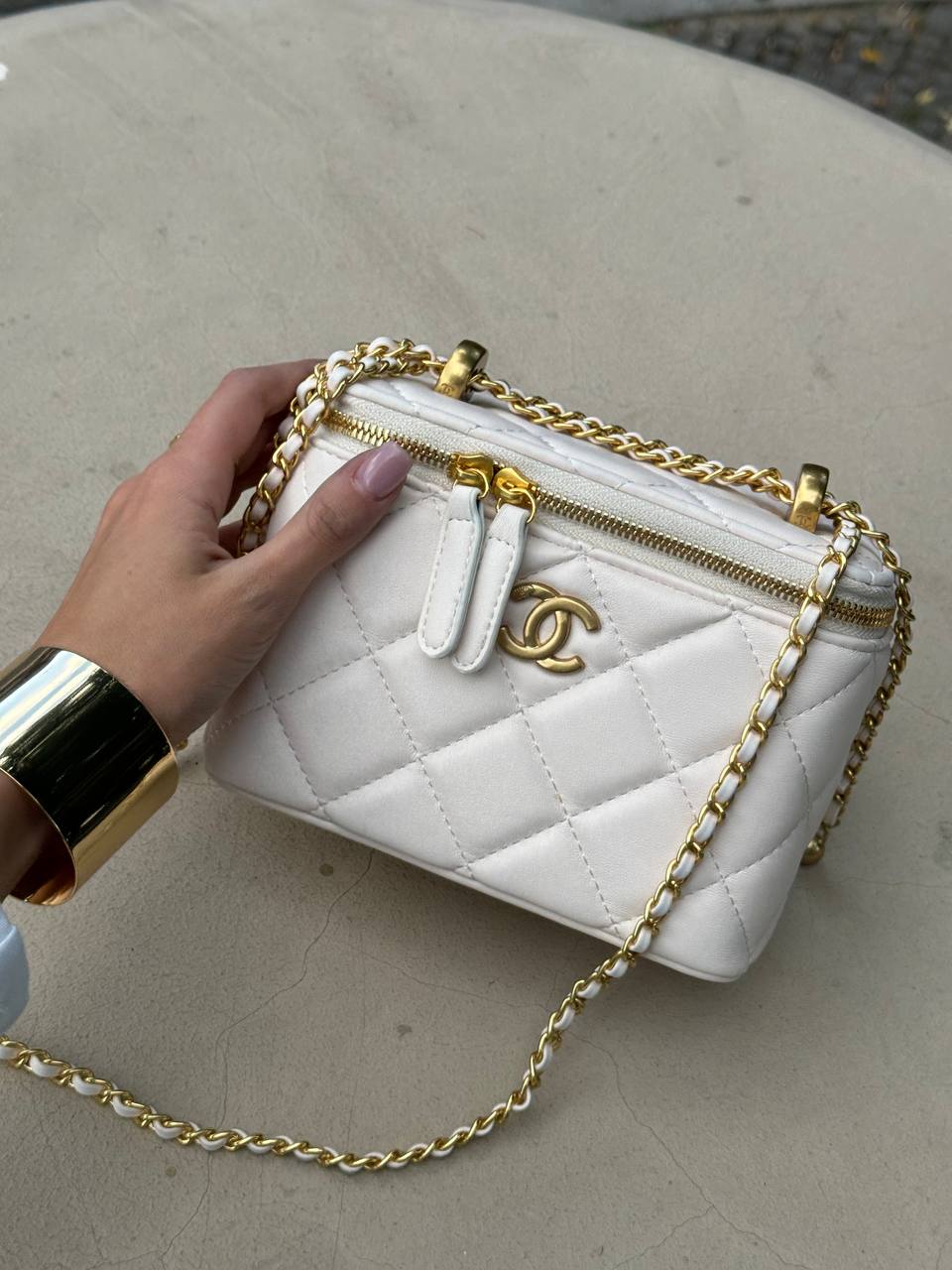 Chanel Classic Beige Lambskin Pearl Crush Vanity Bag - 2