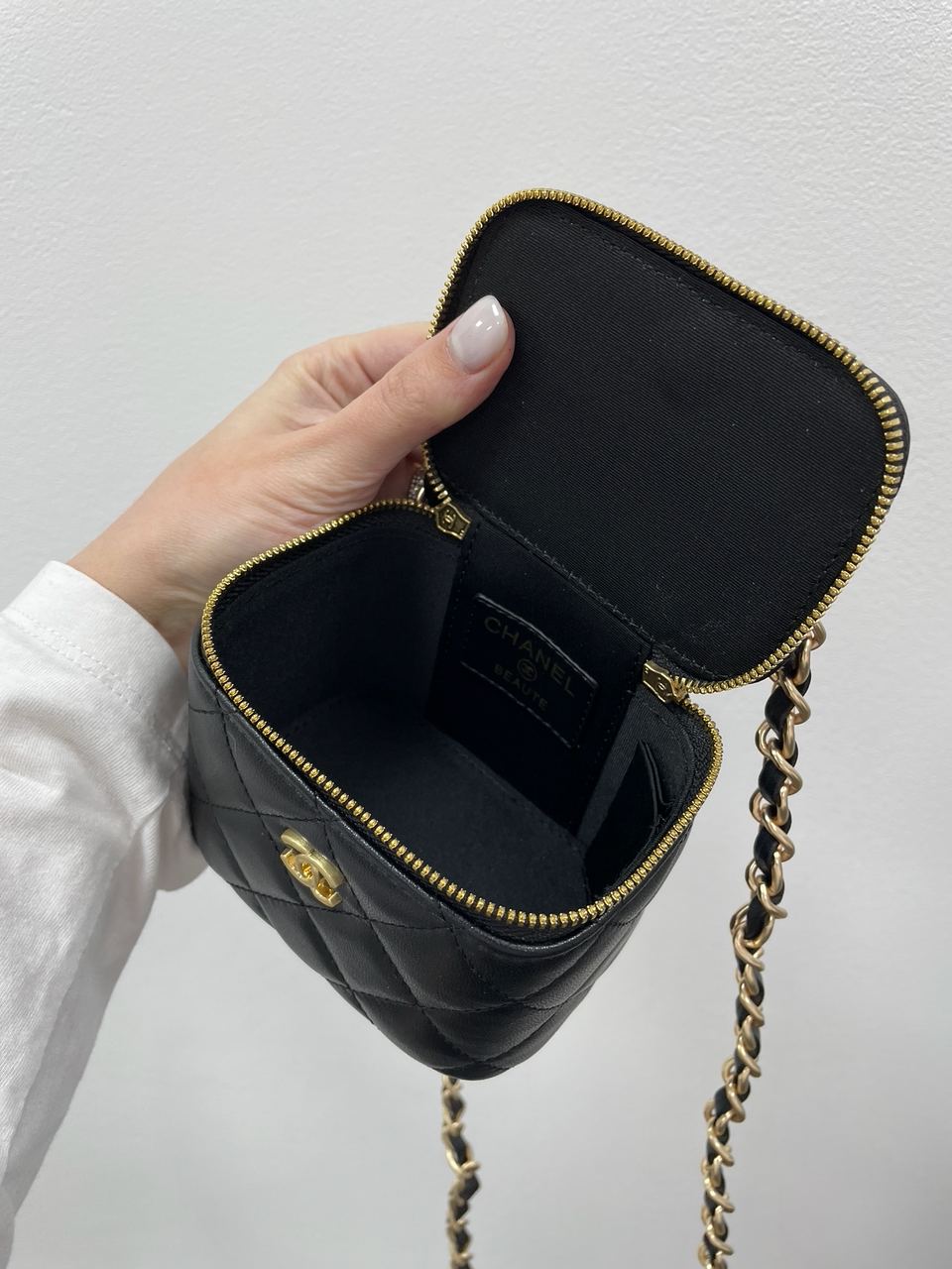 Chanel Classic Black Lambskin Pearl Crush Mini Vanity Case - 13