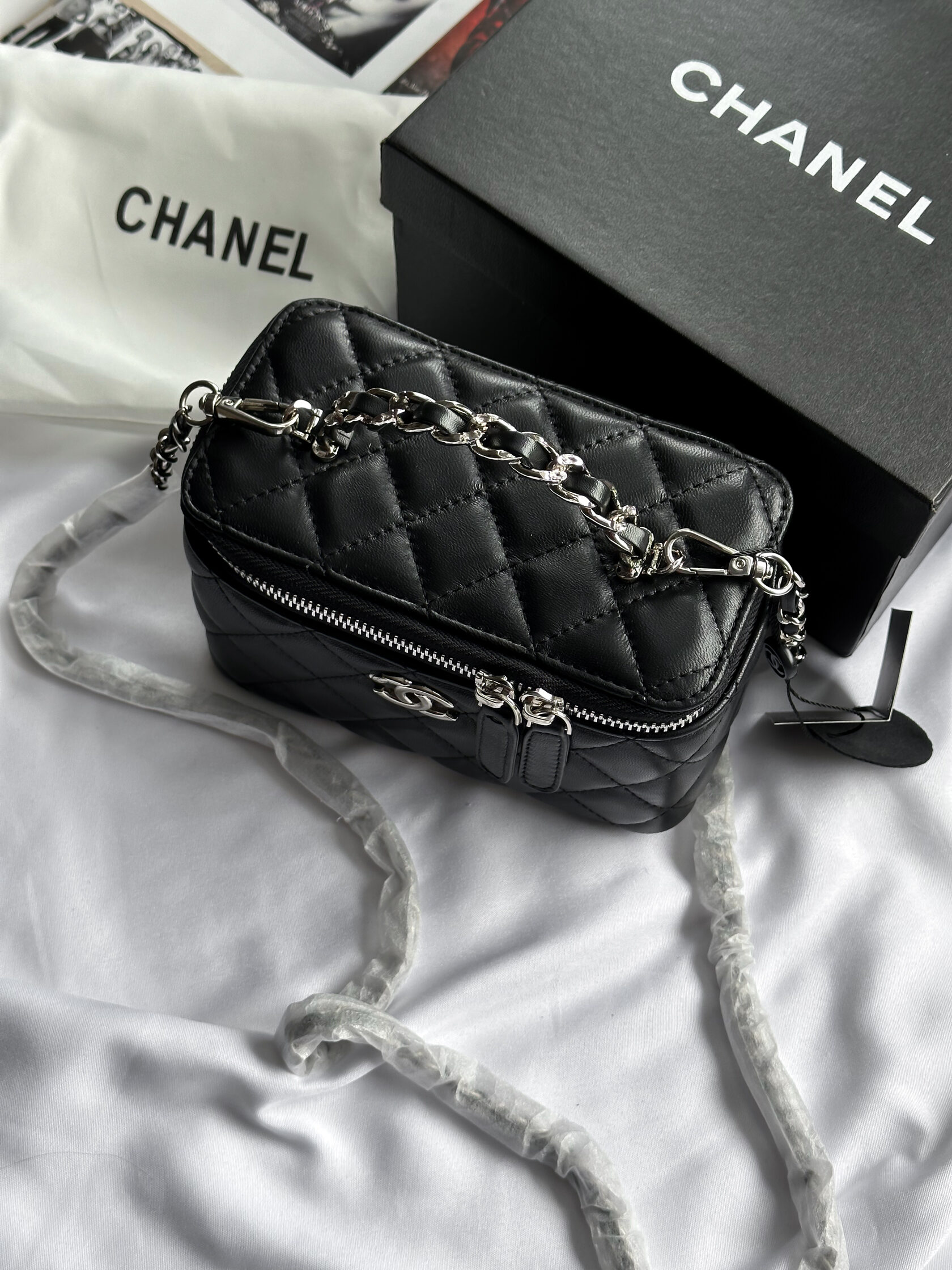 Chanel Classic Black Lambskin Pearl Crush Vanity Bag Silver - 3