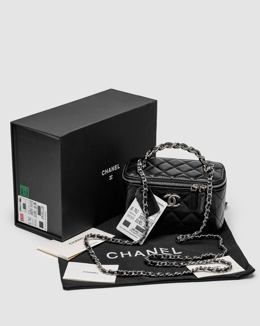 Chanel Classic Black Lambskin Pearl Crush Vanity Bag Silver - 2