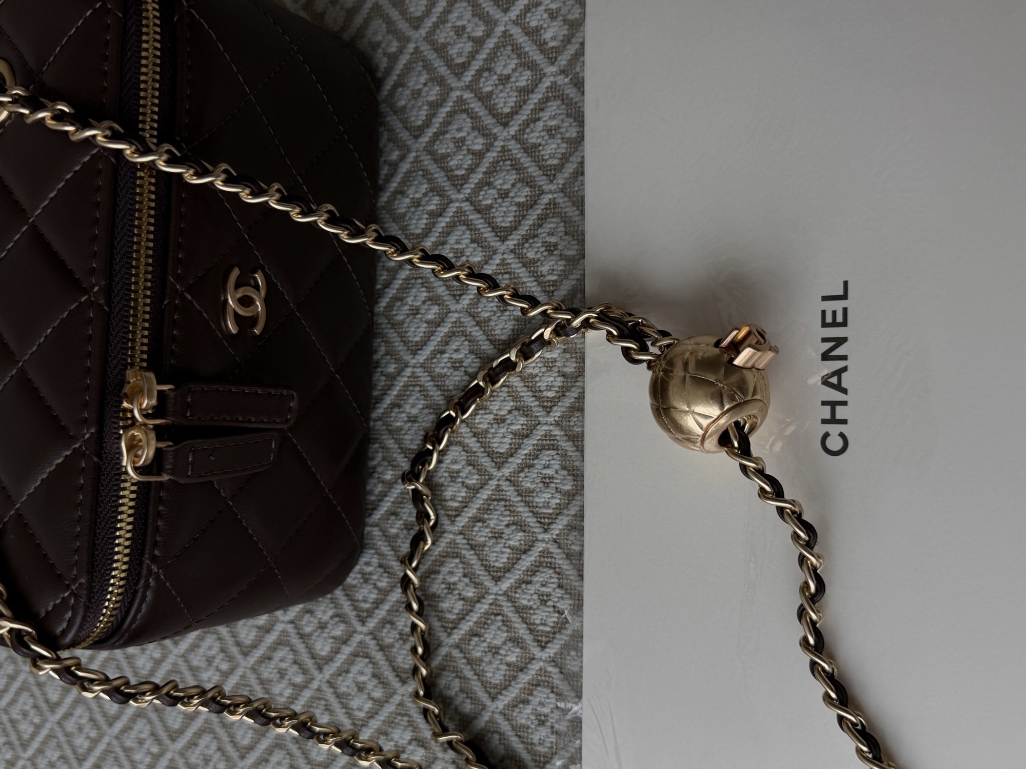 Chanel Classic Brown Lambskin Pearl Crush Vanity Bag Gold - 7