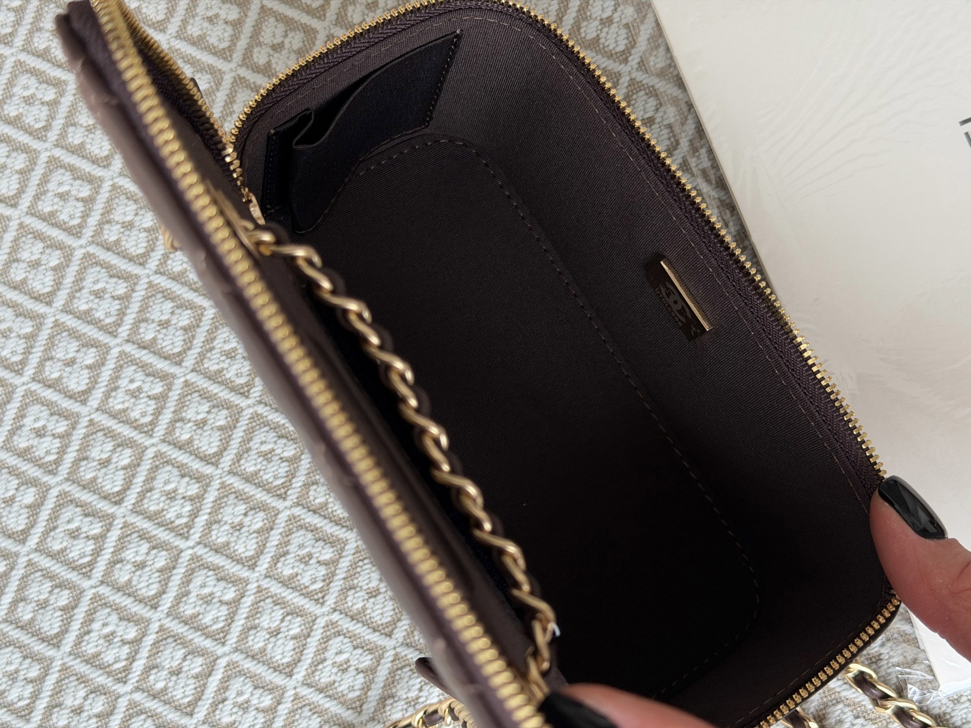 Chanel Classic Brown Lambskin Pearl Crush Vanity Bag Gold - 4