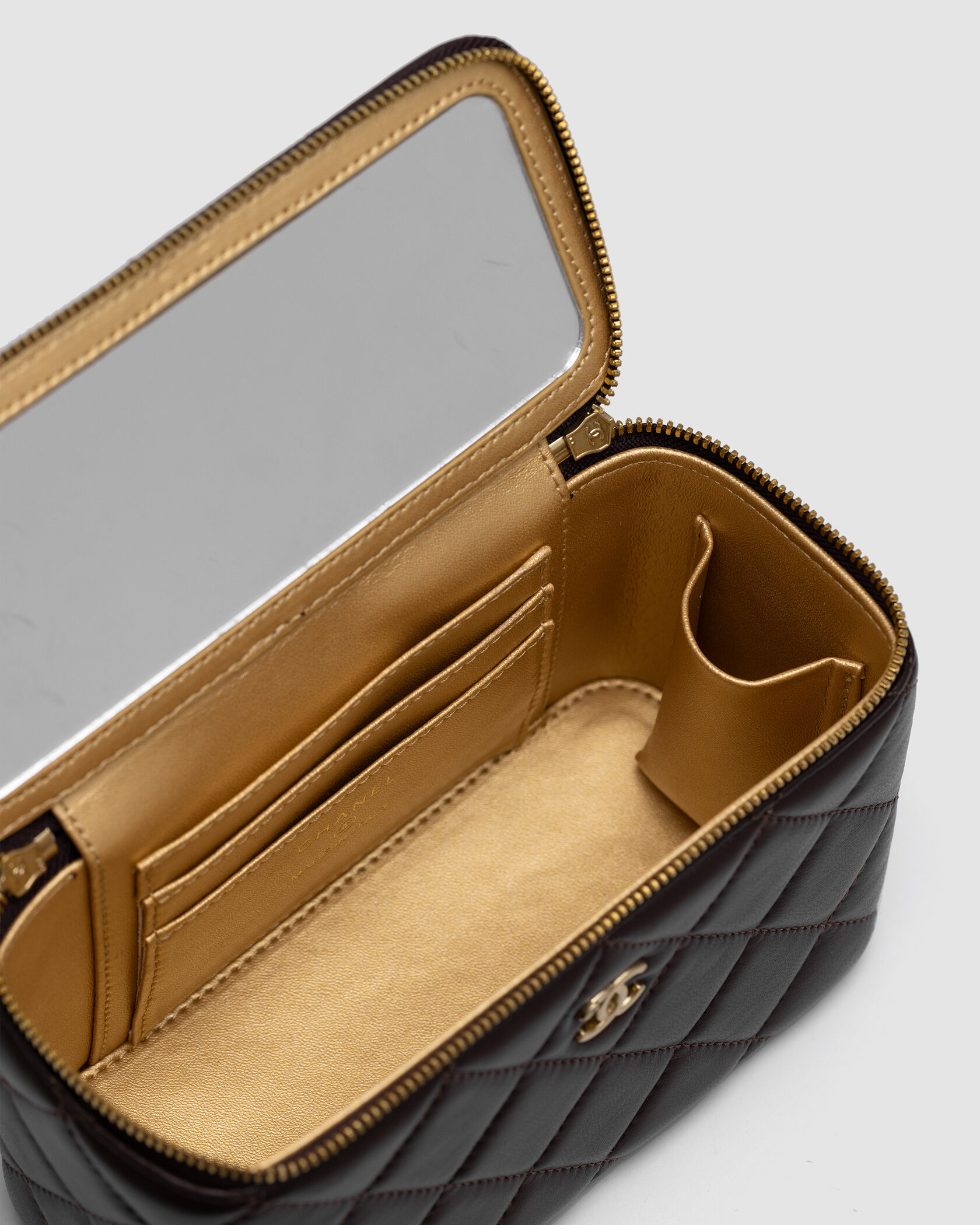 Chanel Classic Brown Lambskin Pearl Crush Vanity Bag Gold - 12