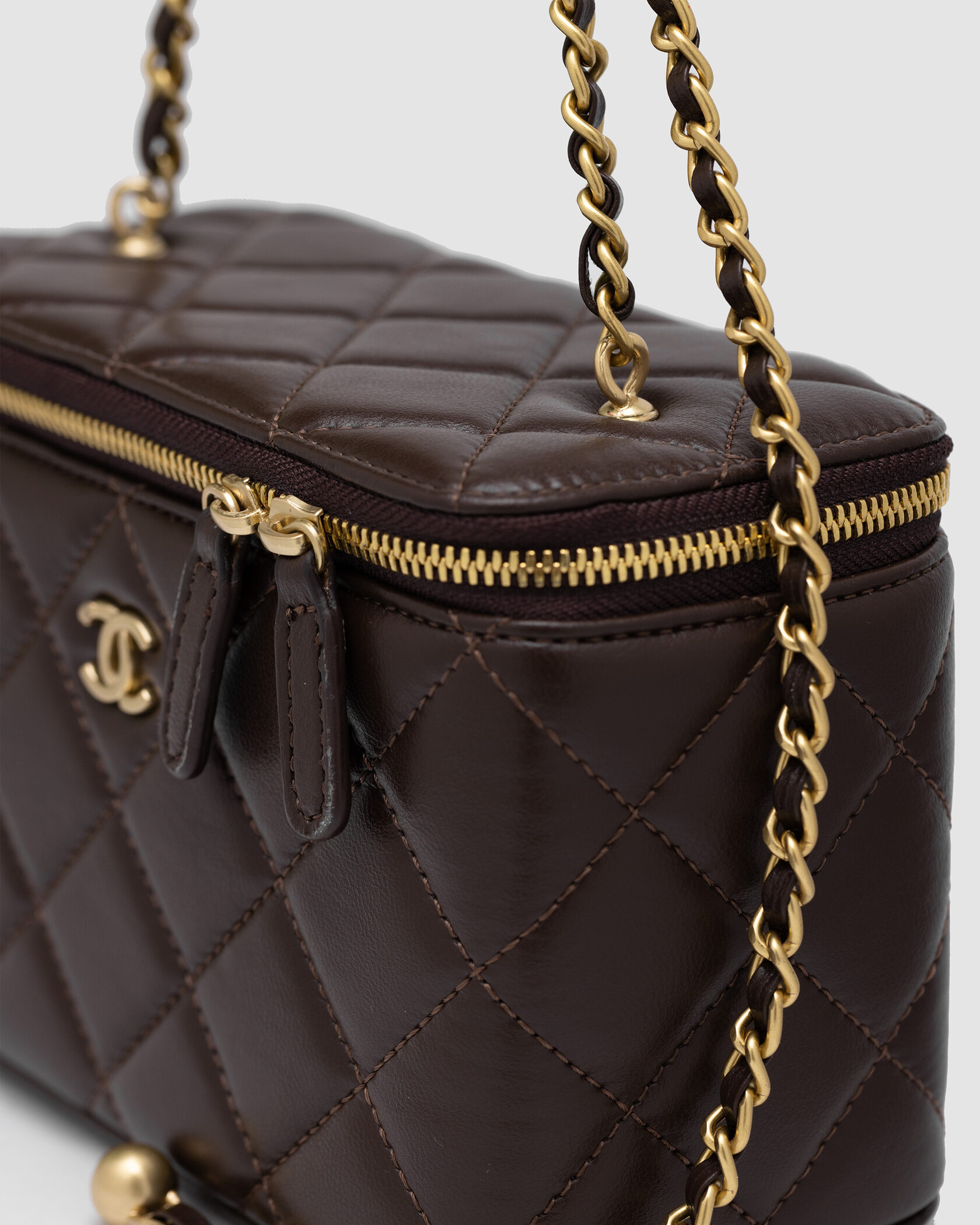 Chanel Classic Brown Lambskin Pearl Crush Vanity Bag Gold - 6