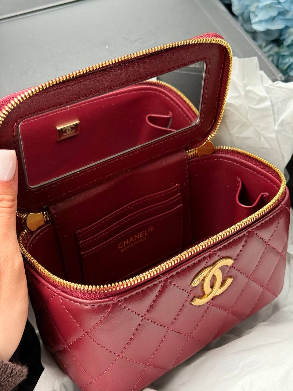 Chanel Classic Burgundy Lambskin Pearl Crush Vanity Bag Gold - 10