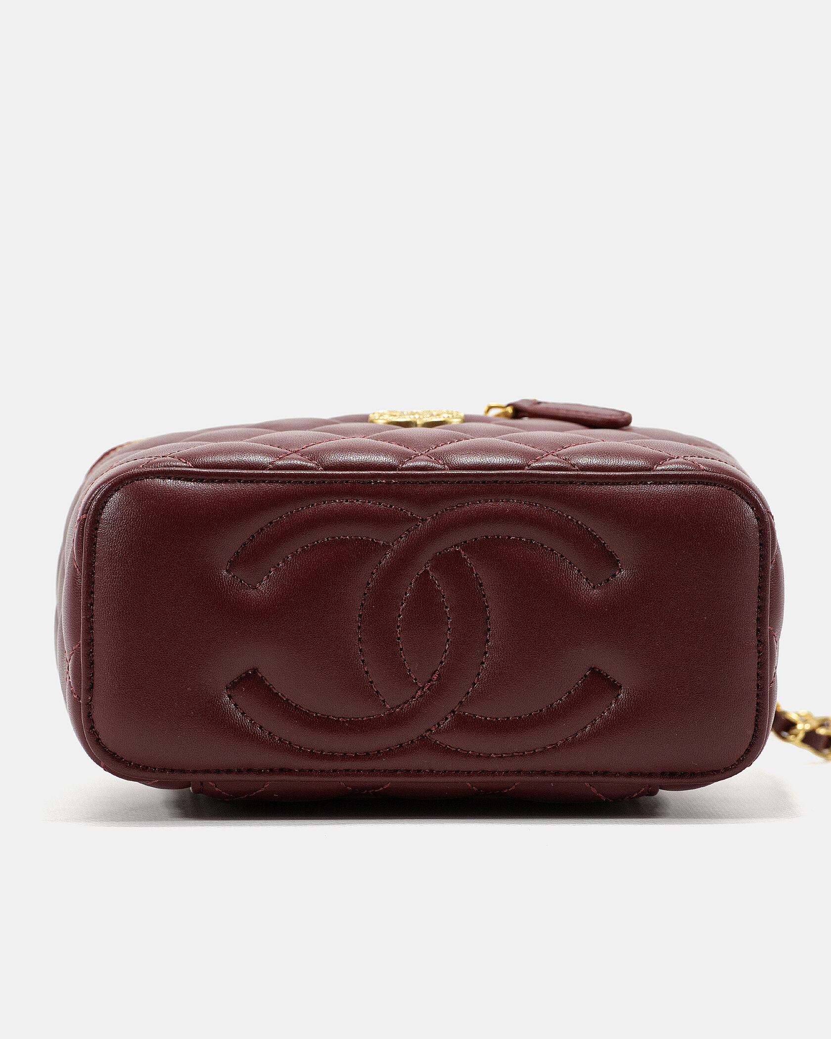 Chanel Classic Burgundy Lambskin Pearl Crush Vanity Bag Gold - 8