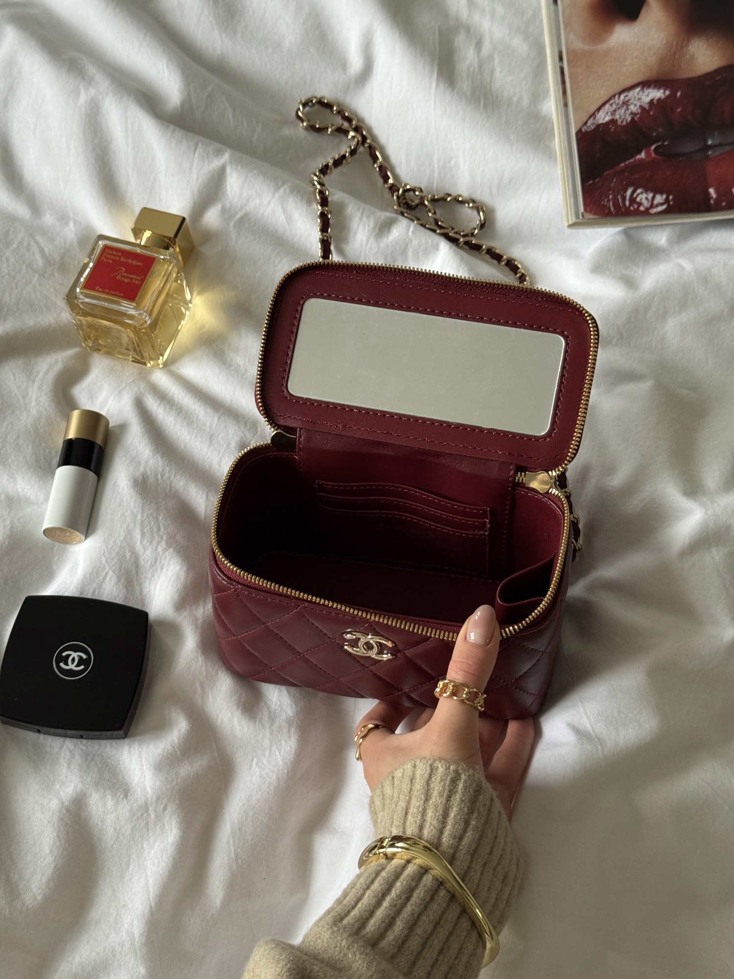 Chanel Classic Burgundy Lambskin Pearl Crush Vanity Bag Gold - 15