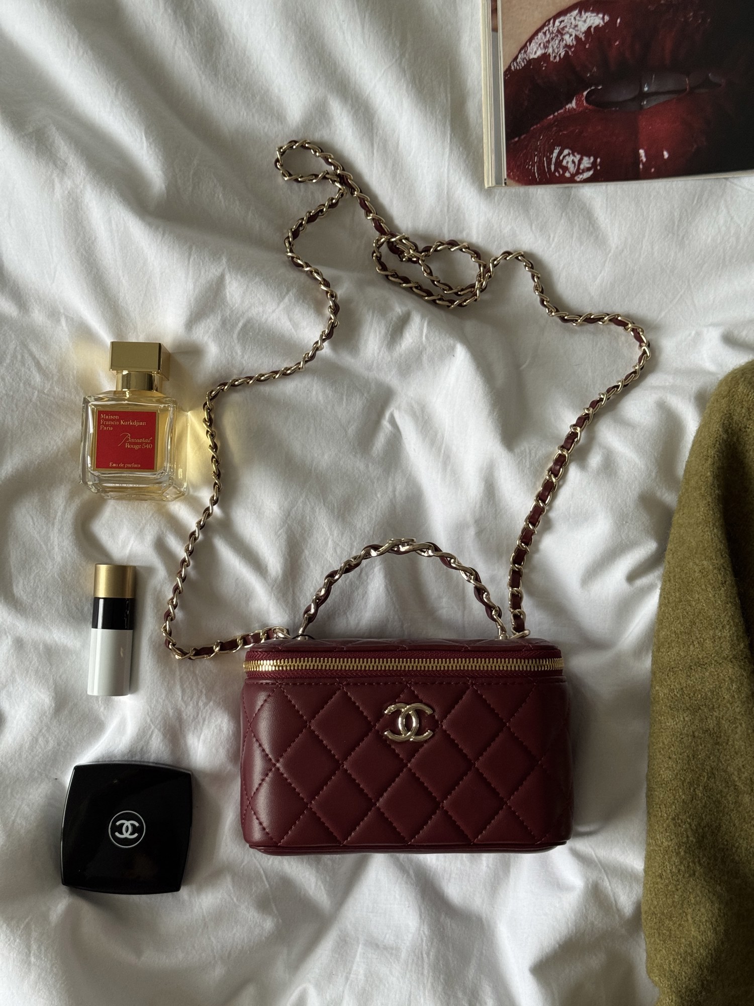 Chanel Classic Burgundy Lambskin Pearl Crush Vanity Bag Gold - 9