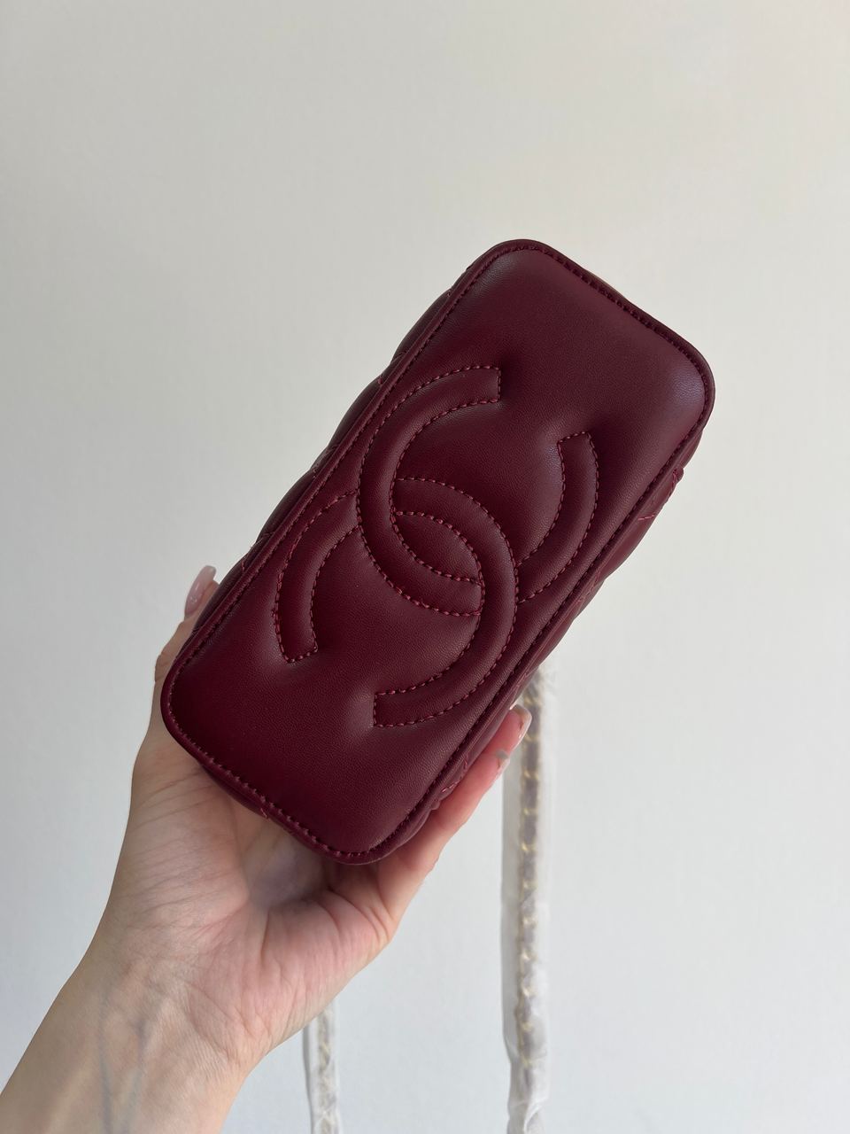 Chanel Classic Burgundy Lambskin Pearl Crush Vanity Bag Gold - 8