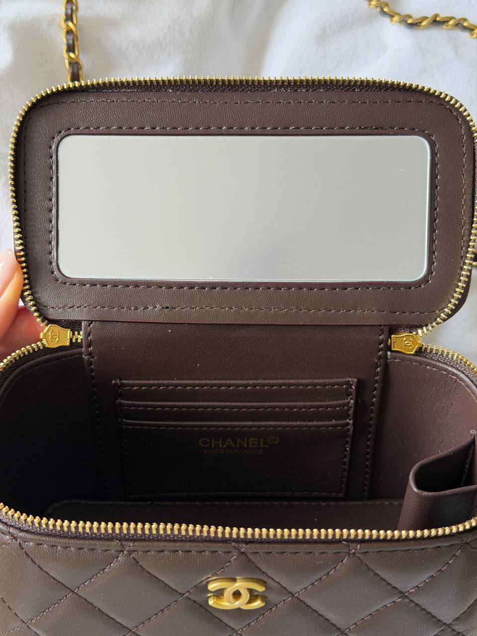 Chanel Classic Lambskin Pearl Crush Vanity Bag Brown/Gold - 12