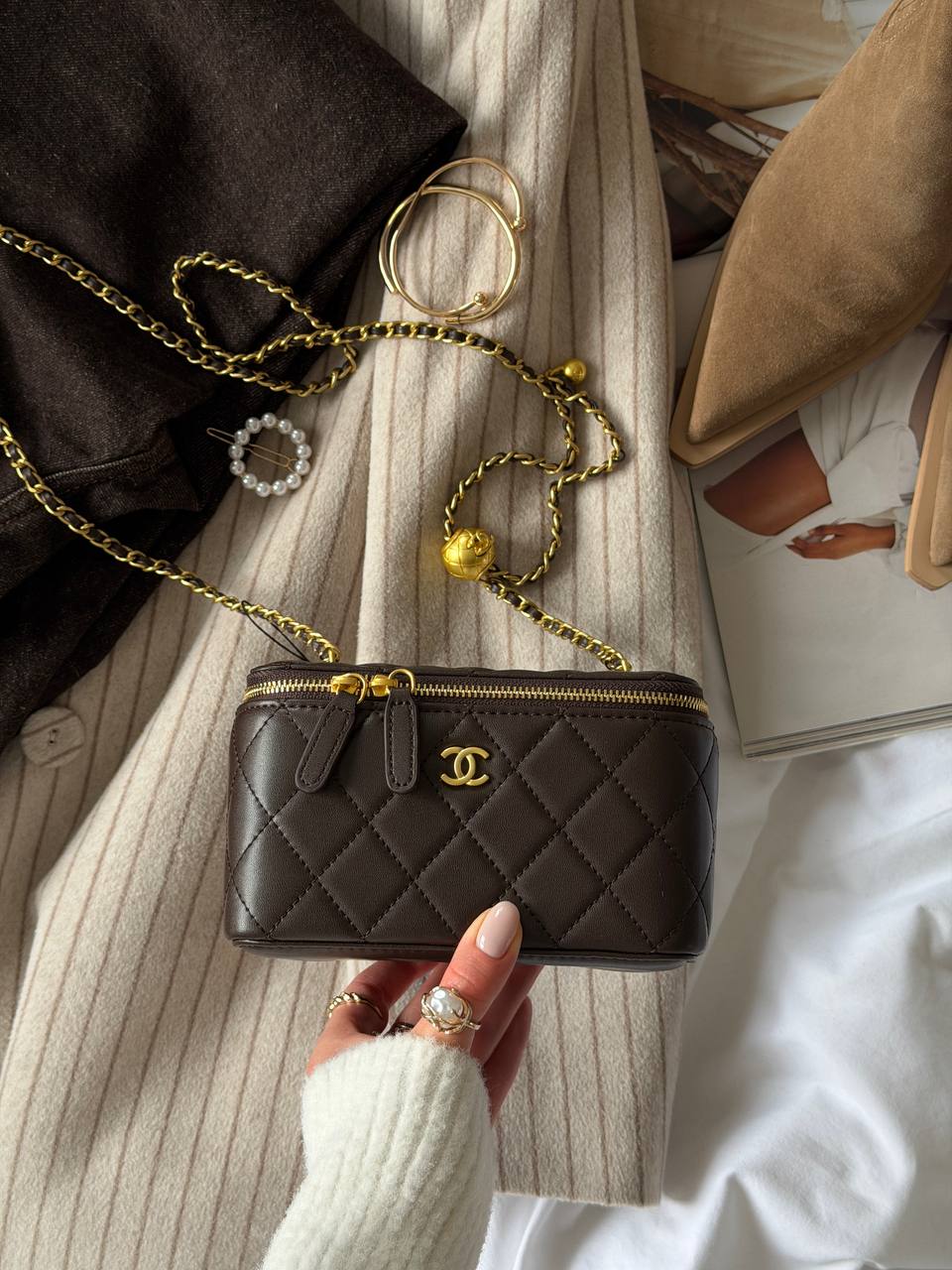 Chanel Classic Lambskin Pearl Crush Vanity Bag Brown/Gold - 6