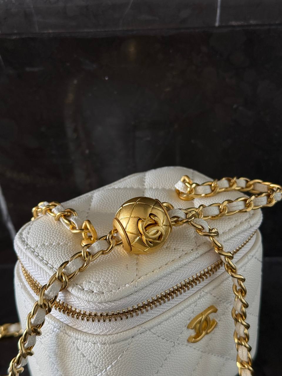Chanel Classic White Lambskin Pearl Crush Mini Vanity Case - 3