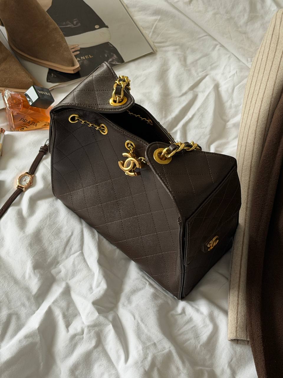Chanel Handbag in Grained Calfskin Brown/Gold - 9
