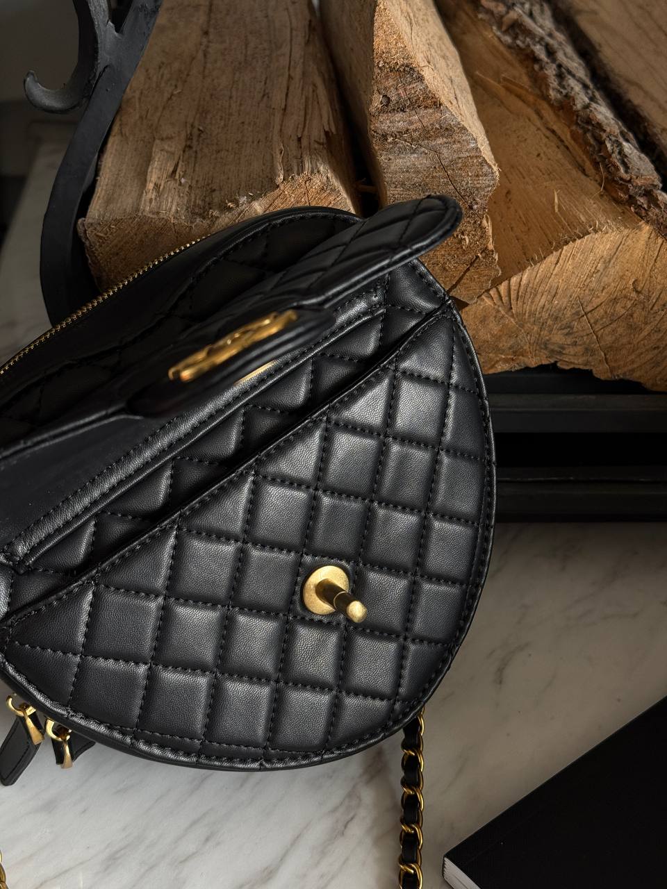 Chanel Heart Chain Clutch Bag Black - 9