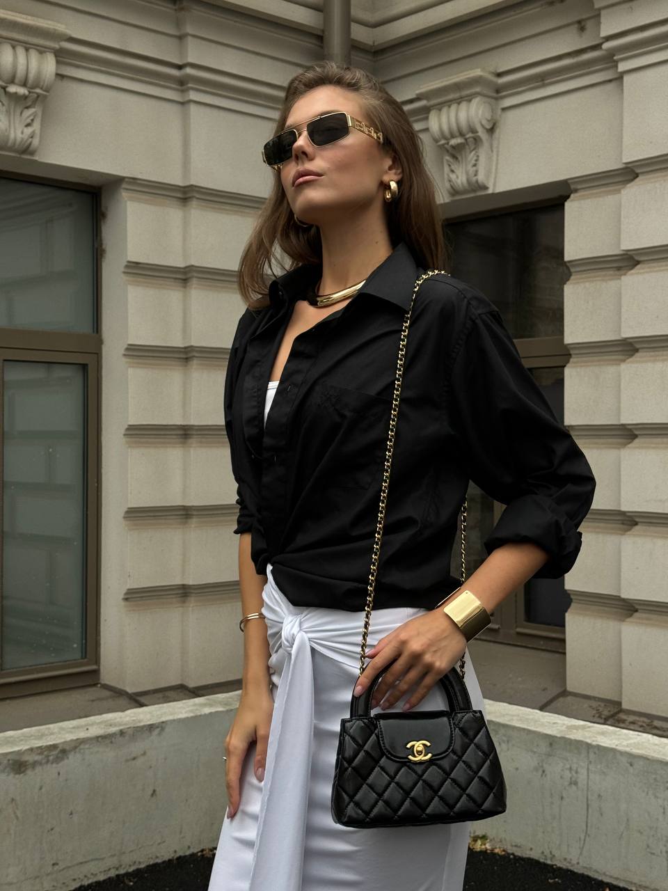 Chanel Kelly Bag Shiny Aged Calfskin Black &amp; Gold Hardware - 2