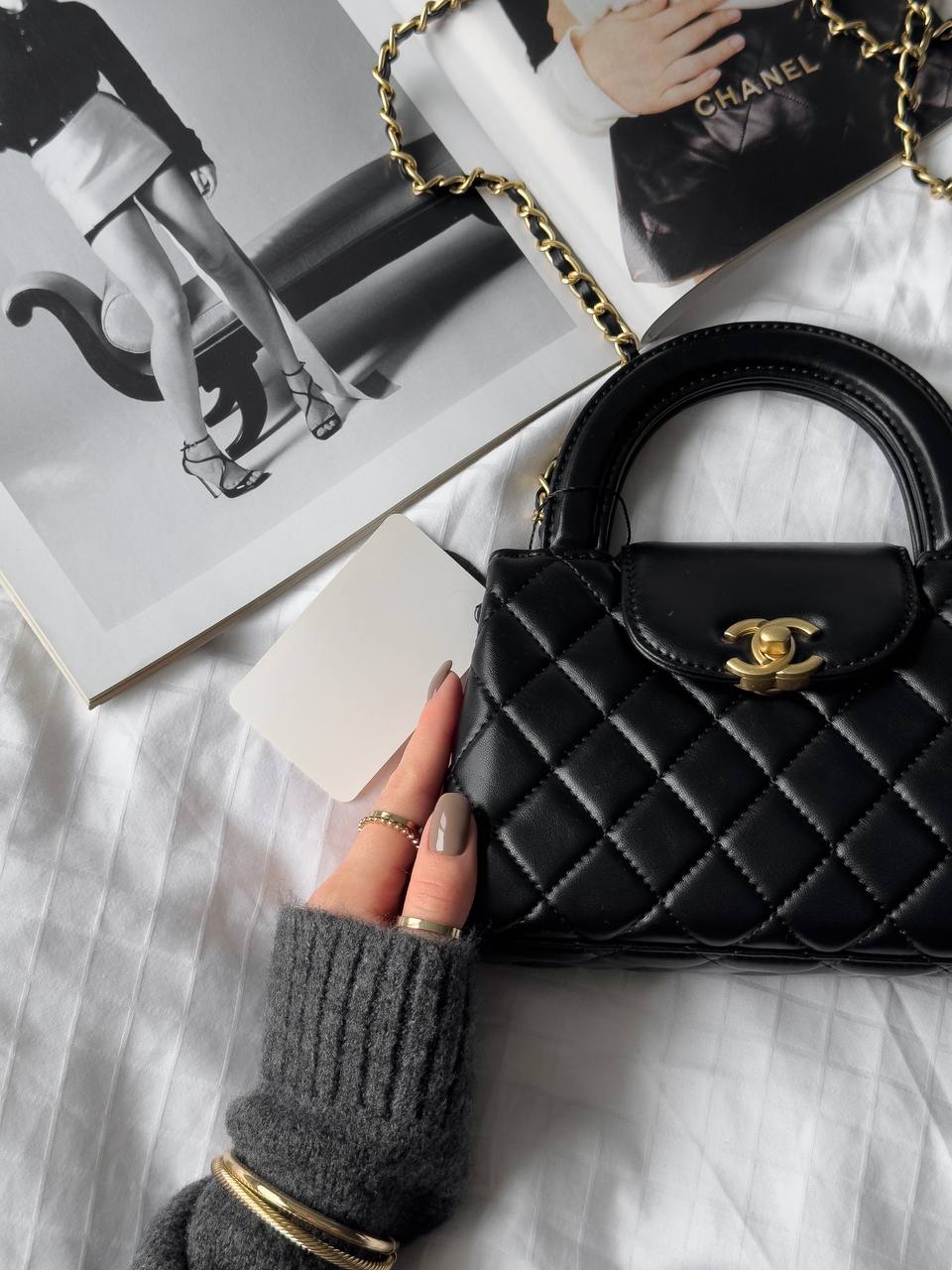 Chanel Kelly Bag Shiny Aged Calfskin Black &amp; Gold Hardware - 10