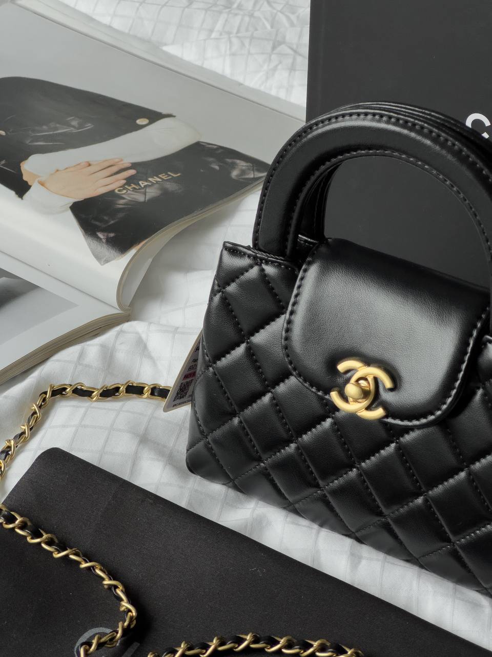 Chanel Kelly Bag Shiny Aged Calfskin Black &amp; Gold Hardware - 13