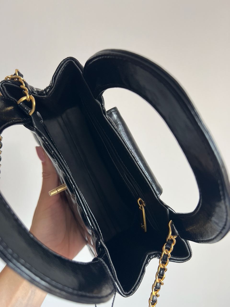 Chanel Kelly Bag Shiny Aged Calfskin Black &amp; Gold Hardware - 8