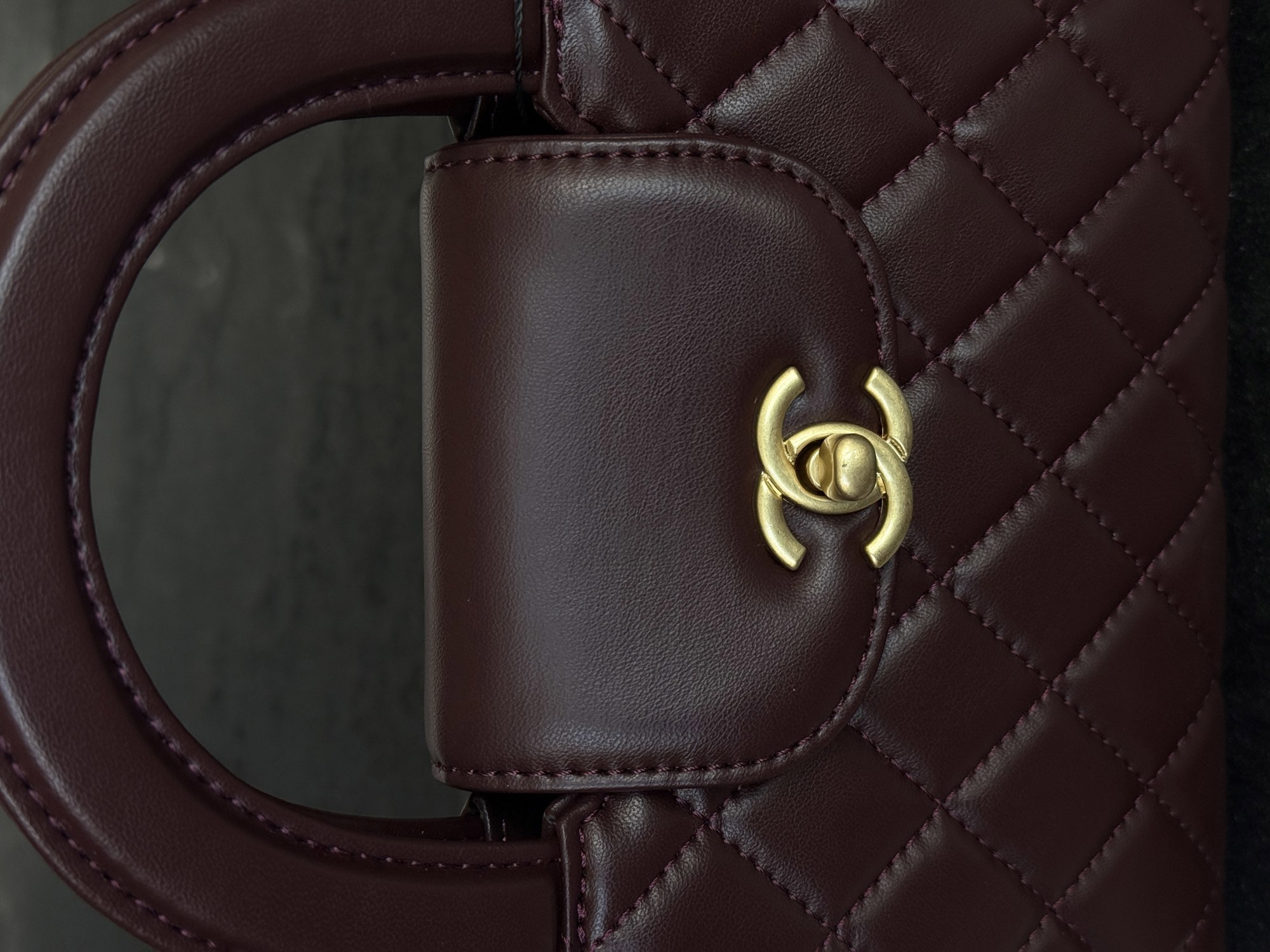 Chanel Kelly Bag Shiny Aged Calfskin Burgundy & Gold Hardware Кор - 8
