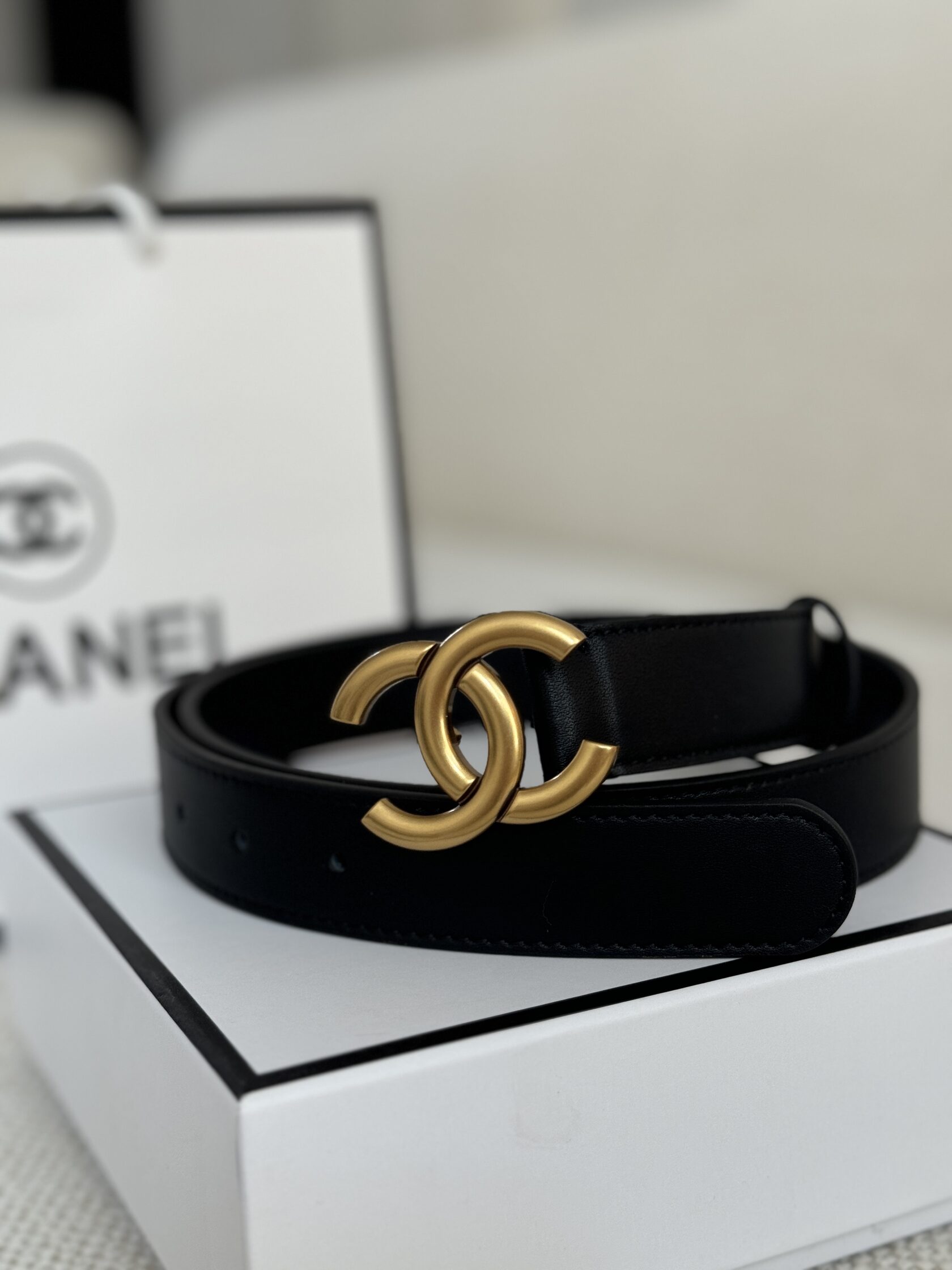 Chanel Leather Belt Black/Gold - 9
