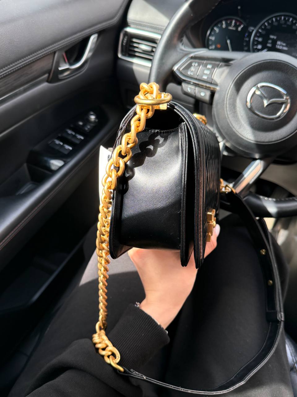 Chanel Medium Boy Black/Gold Caviar RHW Smooth Skin - 12