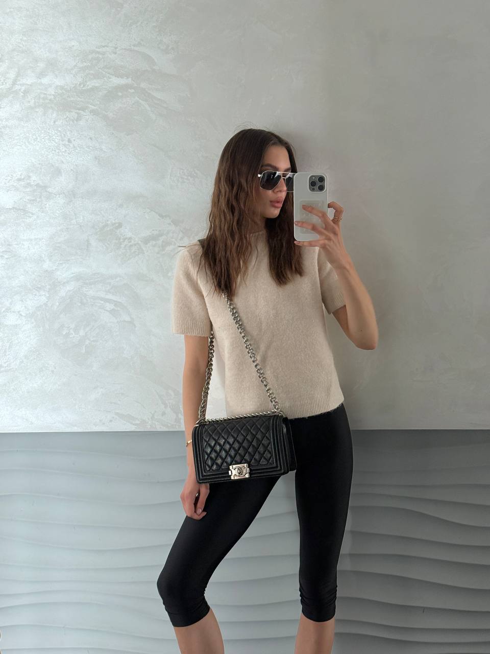 Chanel Medium Boy Black/Silver Caviar RHW - 4