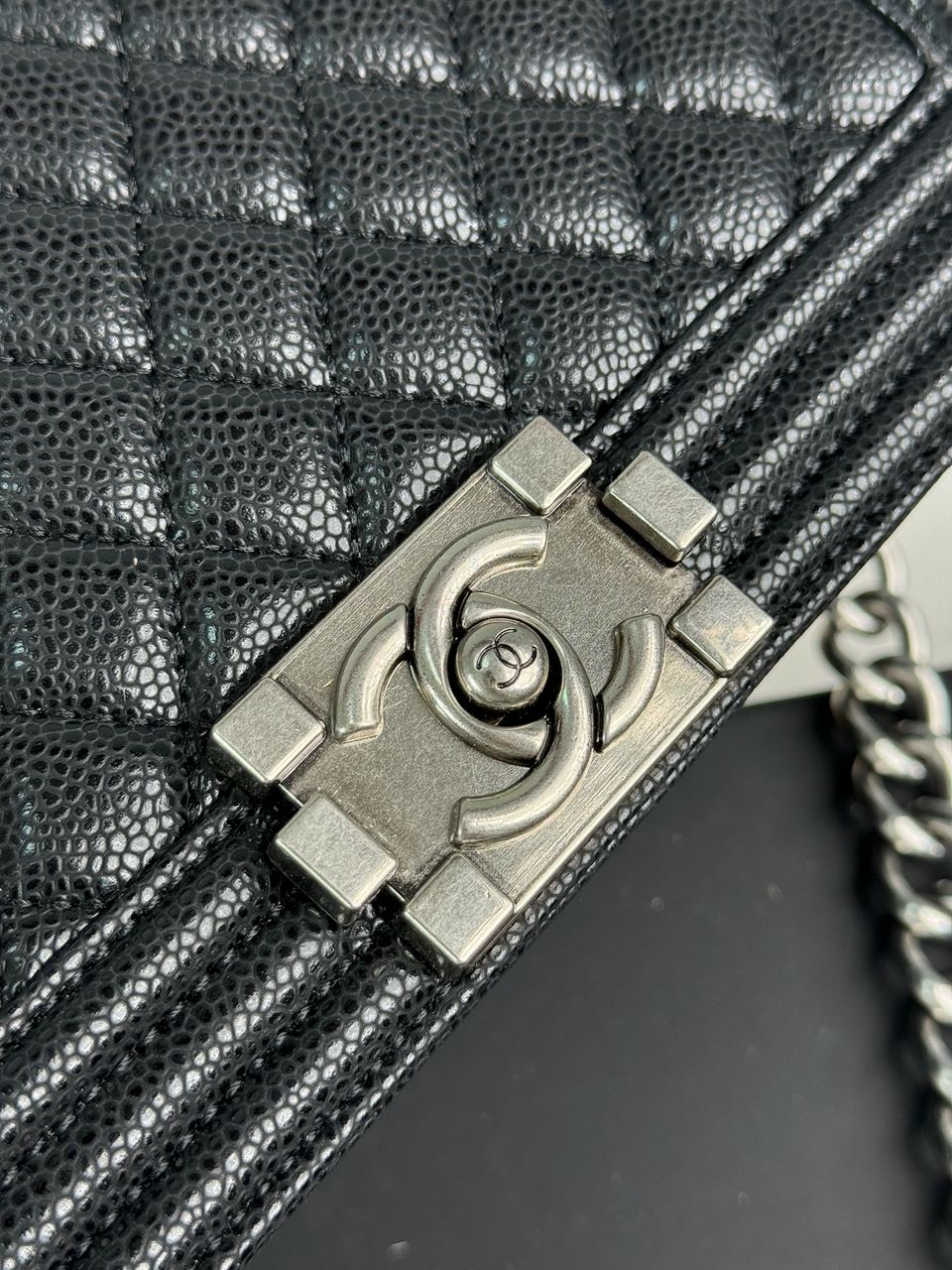 Chanel Medium Boy Black/Silver Caviar RHW - 12