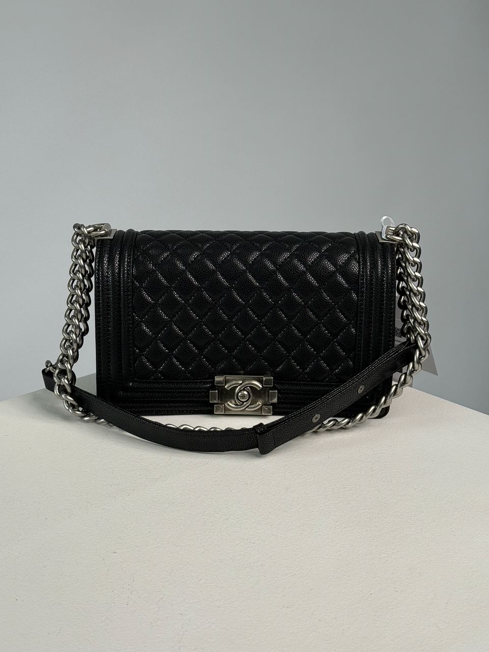 Chanel Medium Boy Black/Silver Caviar RHW - 5