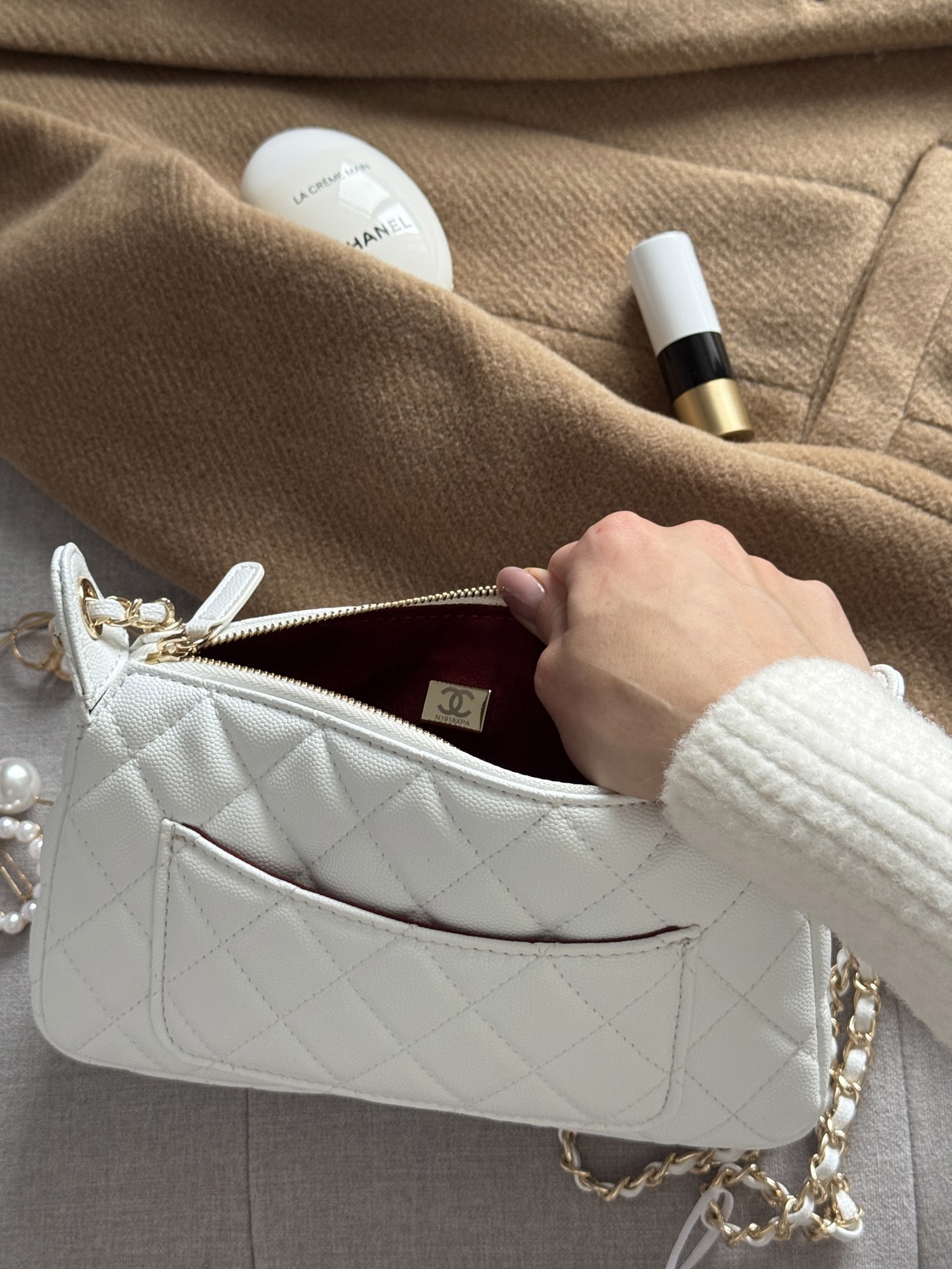 Chanel Mini Boston Chain Shoulder Bag White/Gold - 10