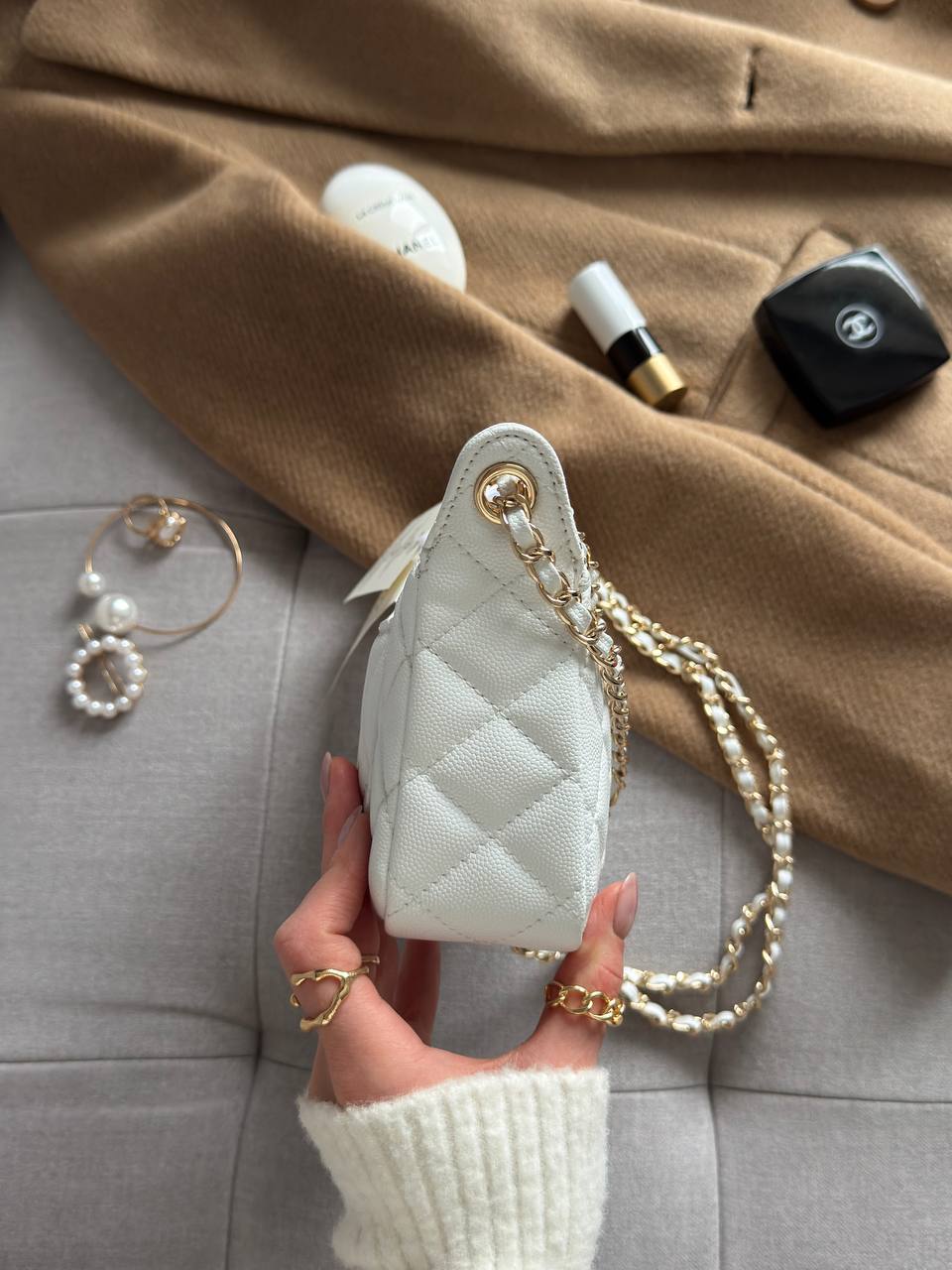 Chanel Mini Boston Chain Shoulder bag White/Gold - 8