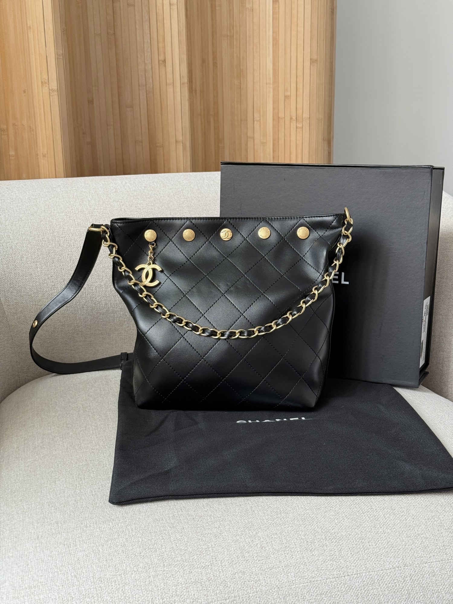 Chanel Quilted Drawstring Bag in Black/Gold - 9