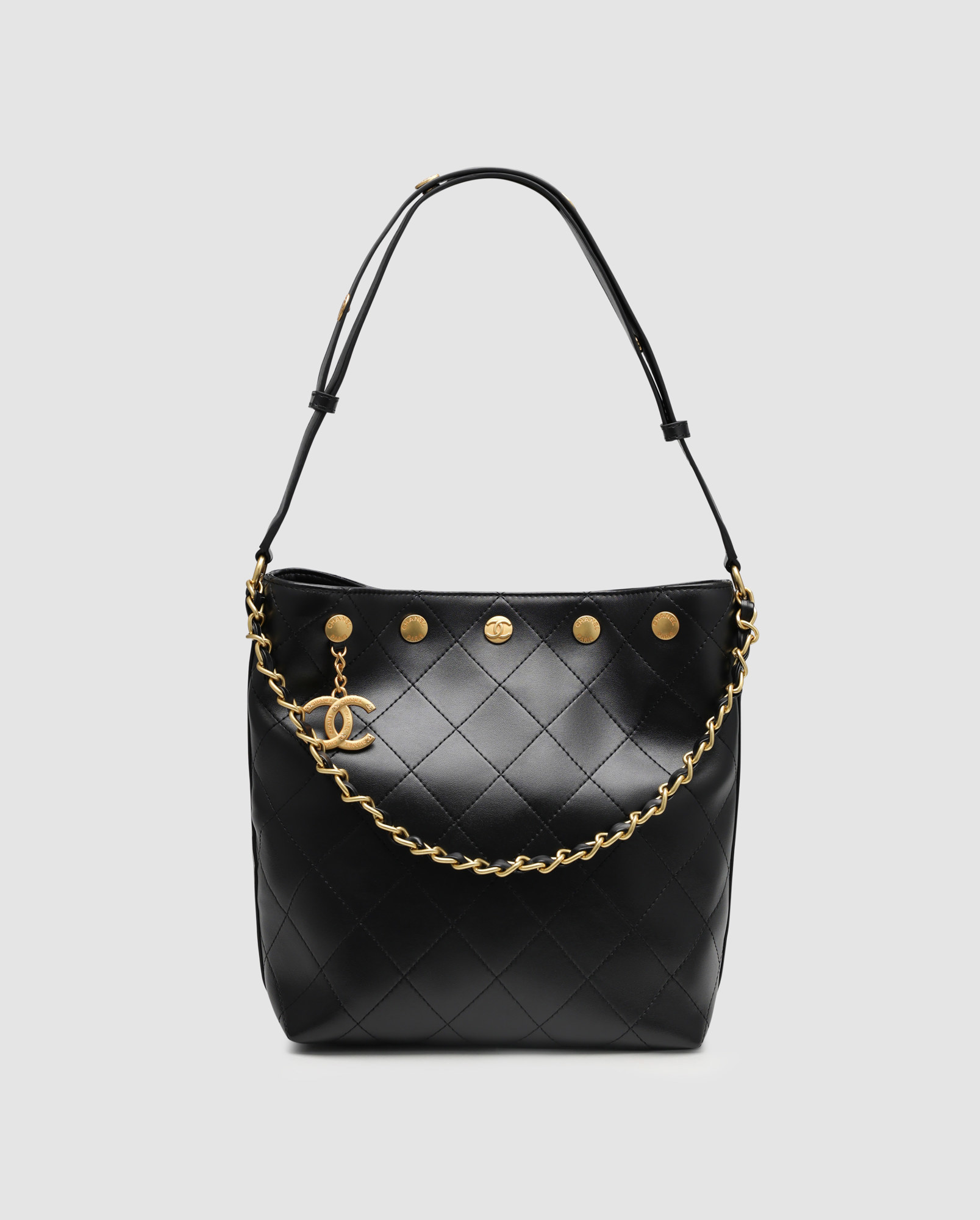 Chanel Quilted Drawstring Bag in Black/Gold - 3
