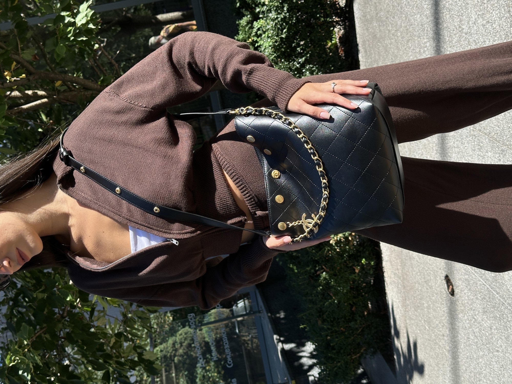 Chanel Quilted Drawstring Bag in Black/Gold - 5