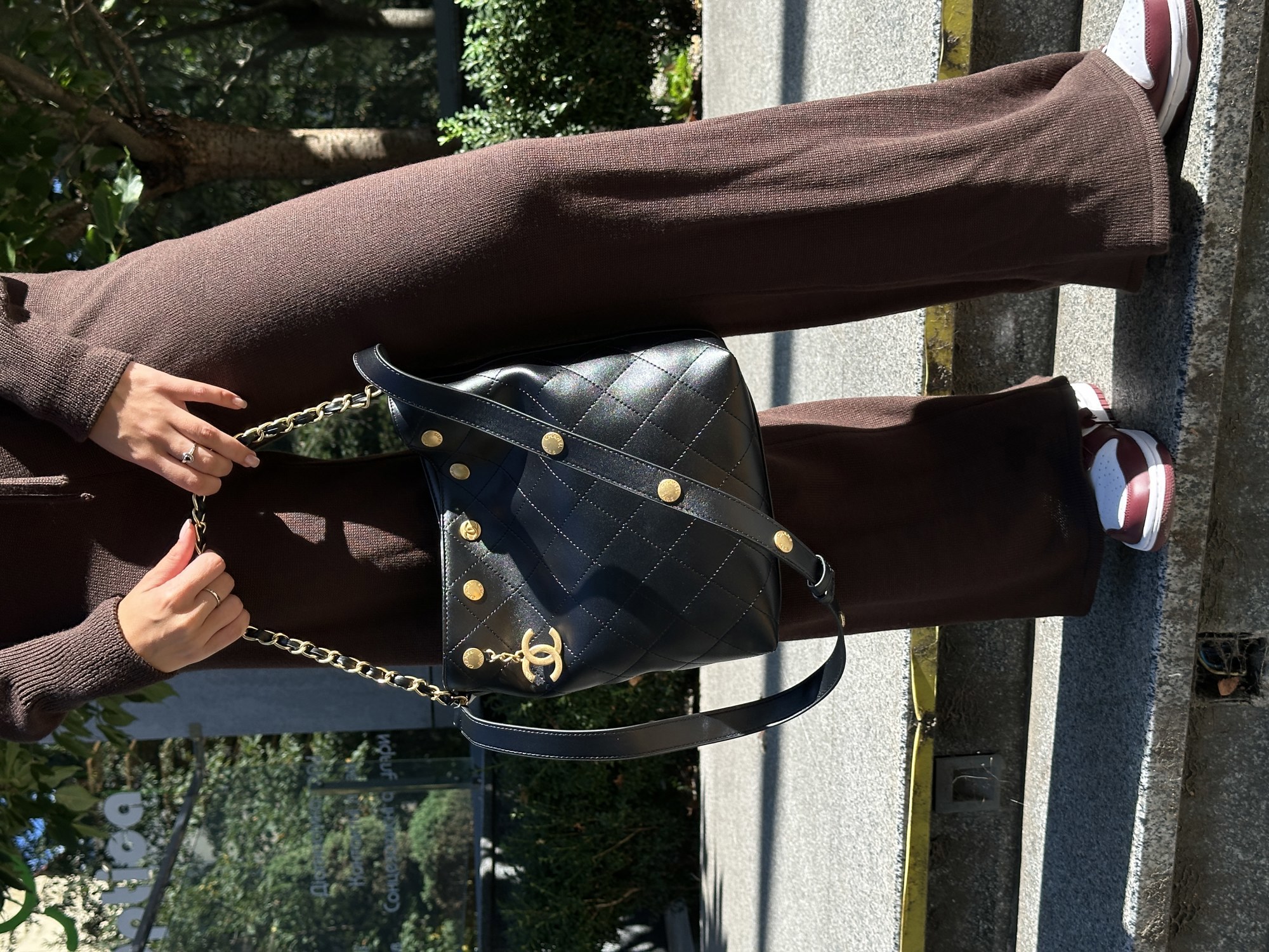 Chanel Quilted Drawstring Bag in Black/Gold - 7